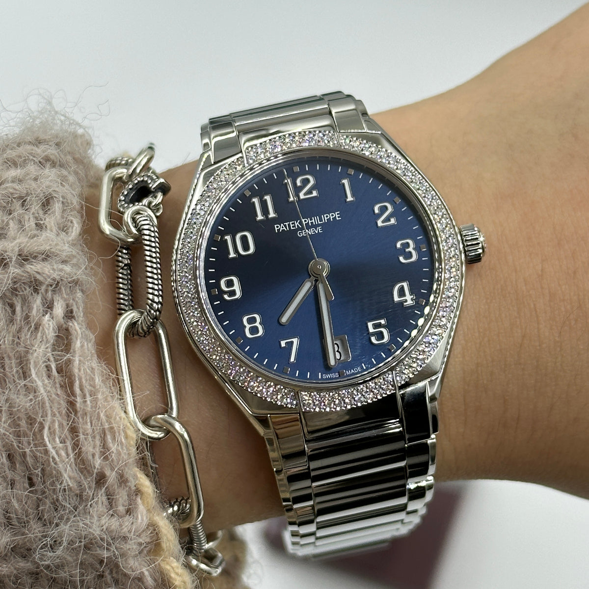 Patek Philippe Twenty~4 7300/1200A-001    2024