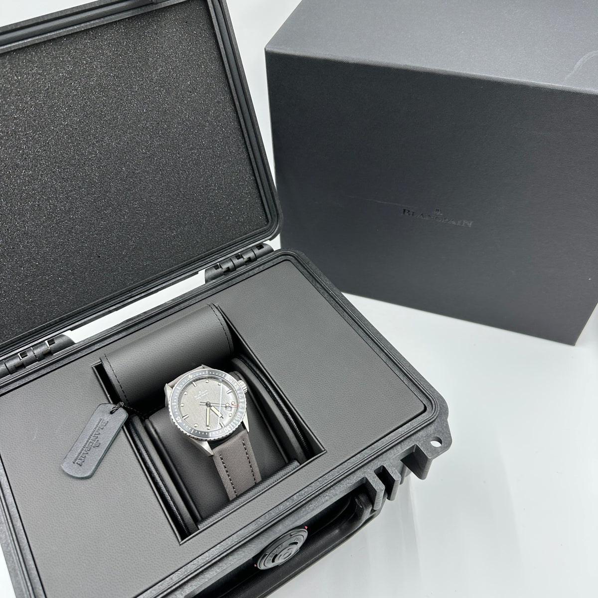 Blancpain Fifty Fathoms Bathyscaphe 43 Mm 5000 1210 G52A 2026