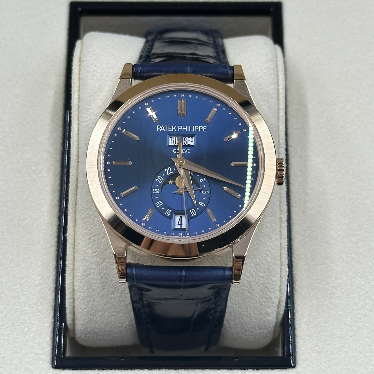 Patek Philippe Annual Calendar 5396R-014  2020