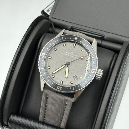 Blancpain Fifty Fathoms Bathyscaphe 43 Mm 5000 1210 G52A 2026