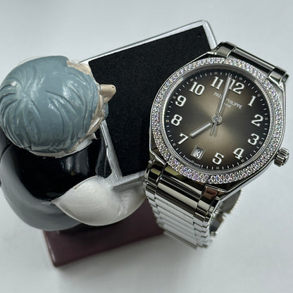 Patek Philippe Twenty~4 Graues Zifferblatt 7300/1200A-010