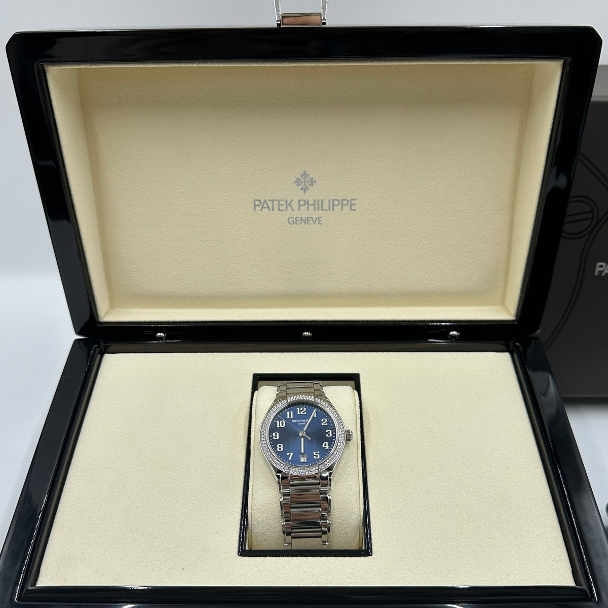 Patek Philippe Twenty~4 7300/1200A-001    2024