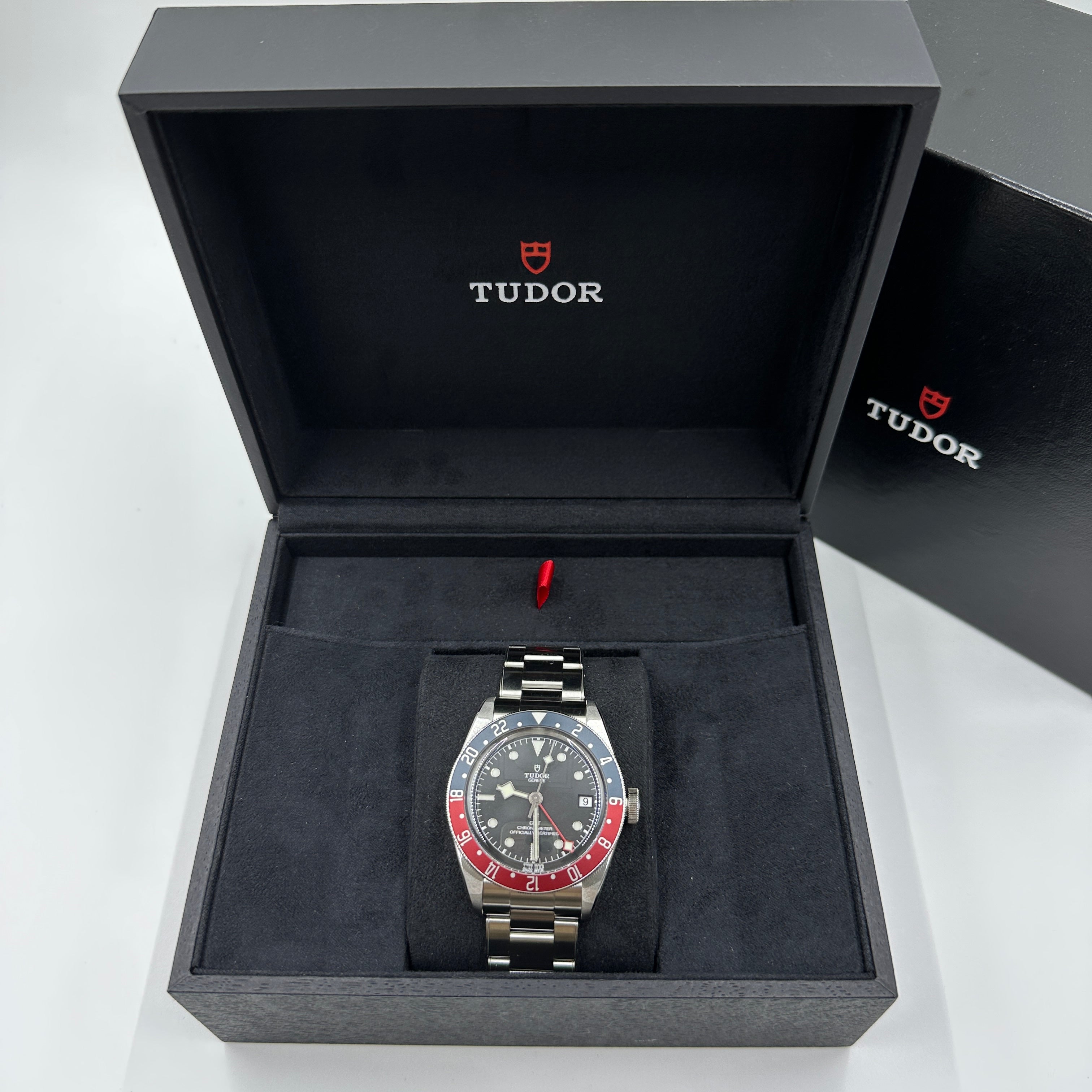 Tudor Black Bay GMT M79830RB-0001