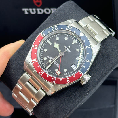 Tudor Black Bay GMT M79830RB-0001