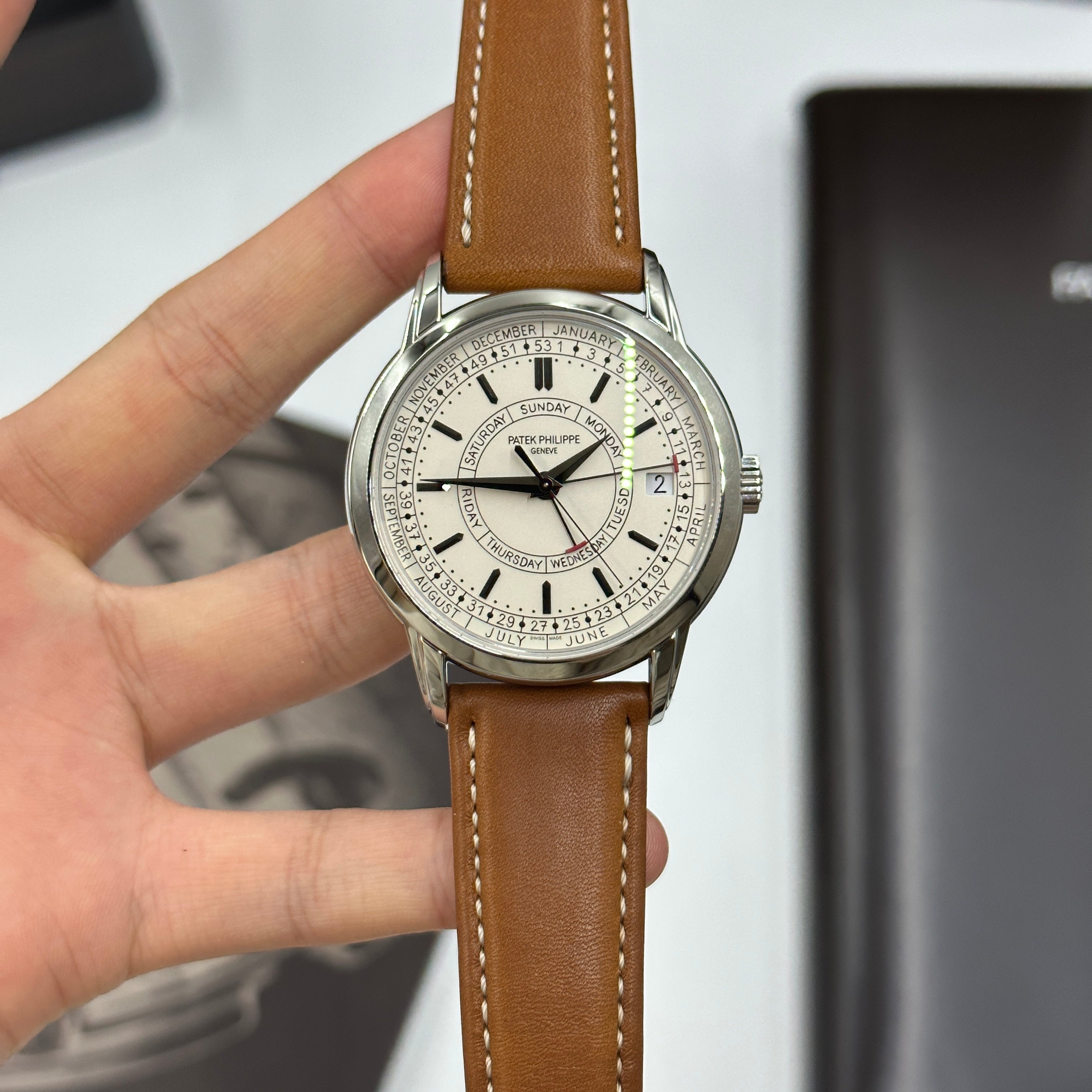 Patek Philippe Calatrava Wochenkalender 5212A‑001 Stahl 40 mm
