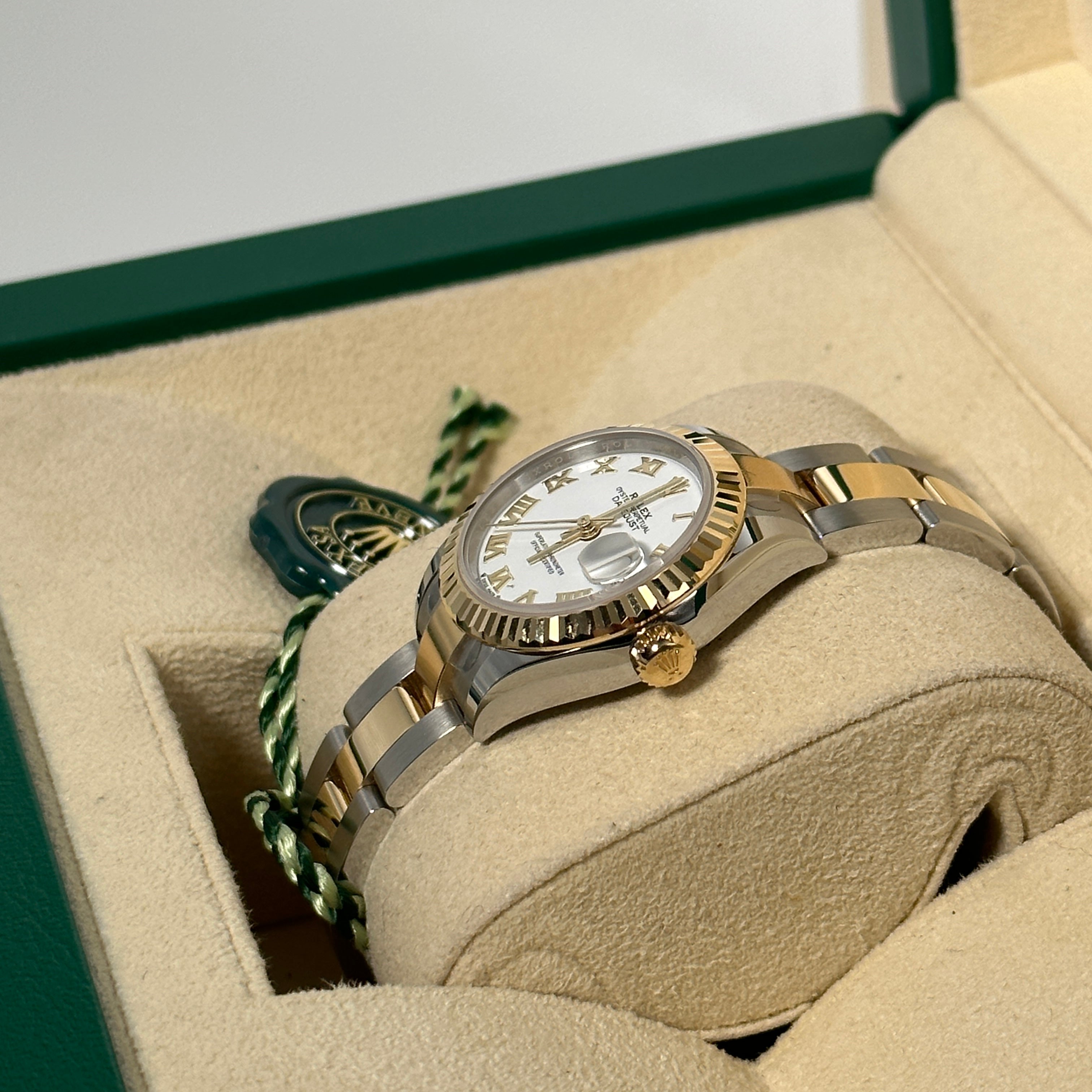 Rolex Lady-Datejust 279173 WHITE ROMAN OYSTER
