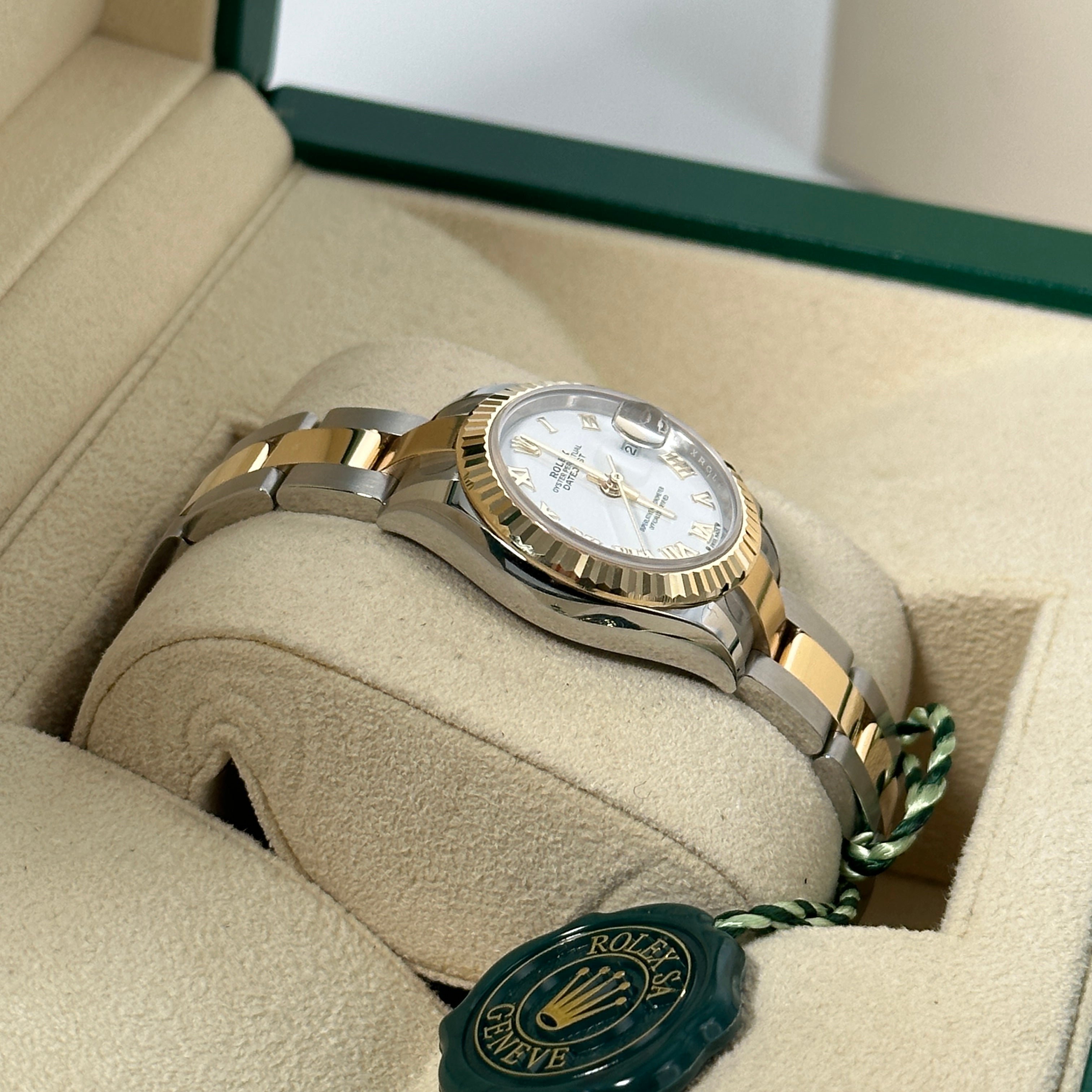 Rolex Lady-Datejust 279173 WHITE ROMAN OYSTER