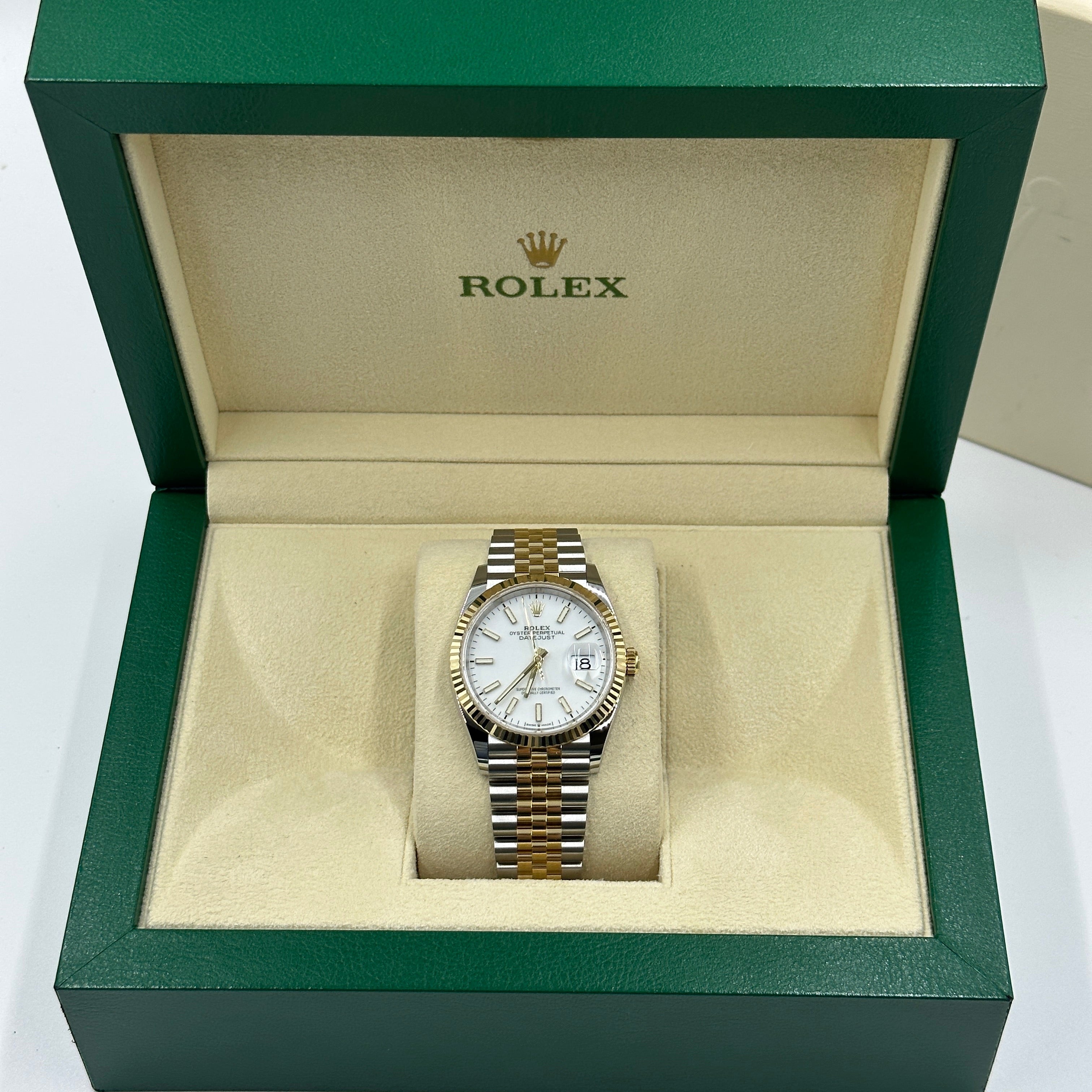 Rolex Datejust 36 126233-0019 White Index Dial Jubilee 2025