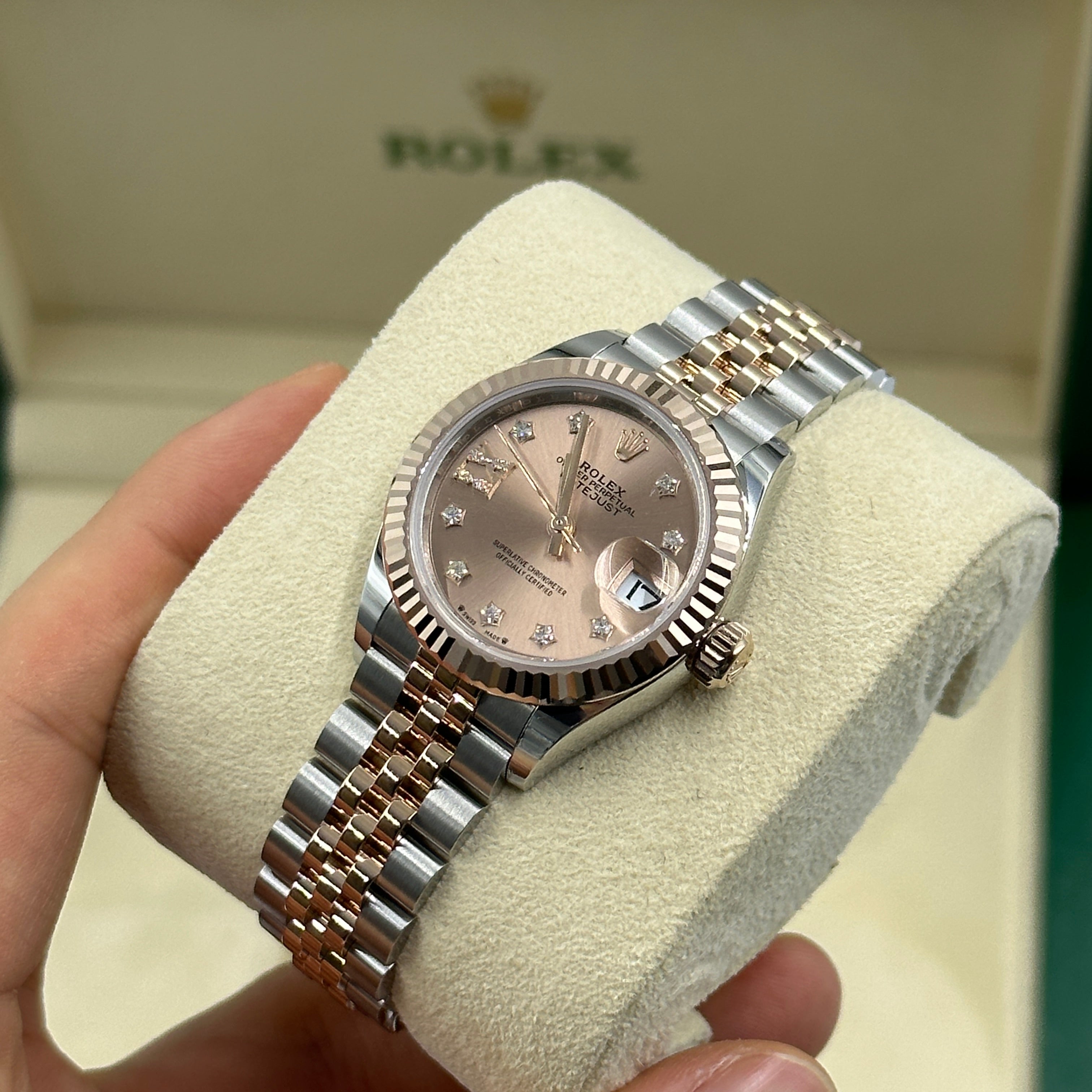 ROLEX  Lady-Datejust 28MM 279171G ROSE STAR  JUB