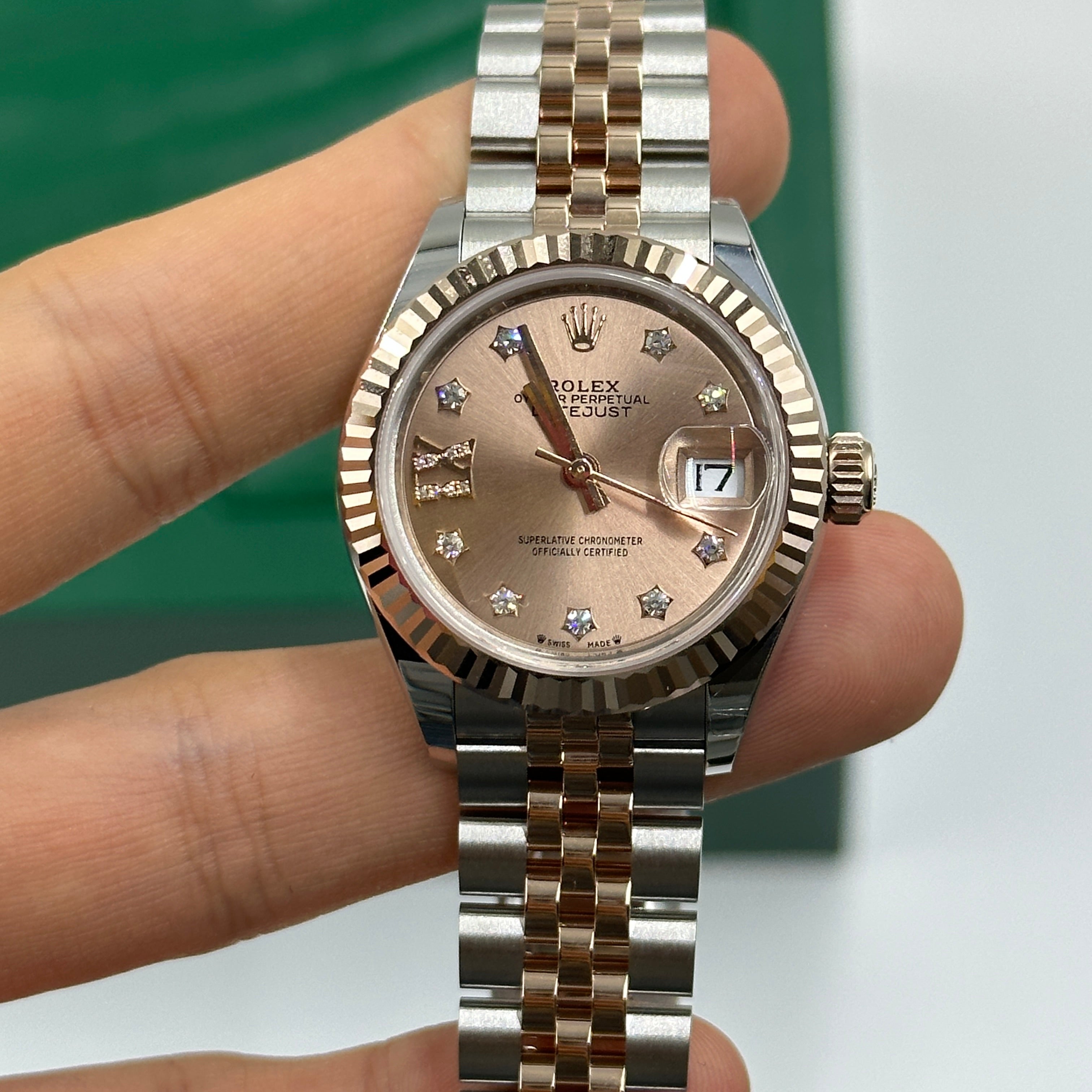 ROLEX  Lady-Datejust 28MM 279171G ROSE STAR  JUB