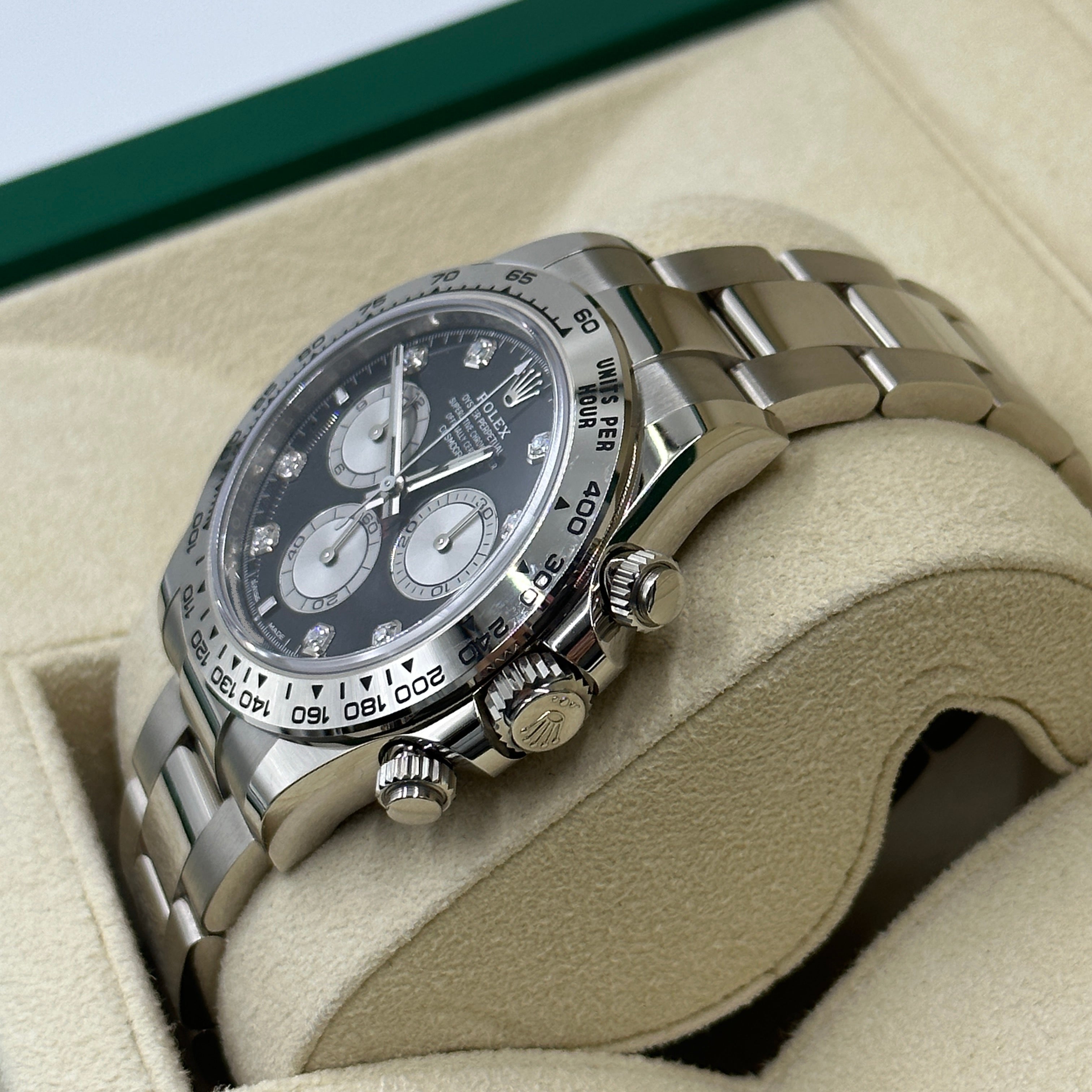 Rolex Cosmograph Daytona 126509 Helles Schwarz und Stahl mit Diamanten besetzt