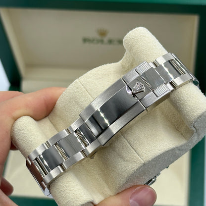 Rolex Cosmograph Daytona 126509 Helles Schwarz und Stahl mit Diamanten besetzt