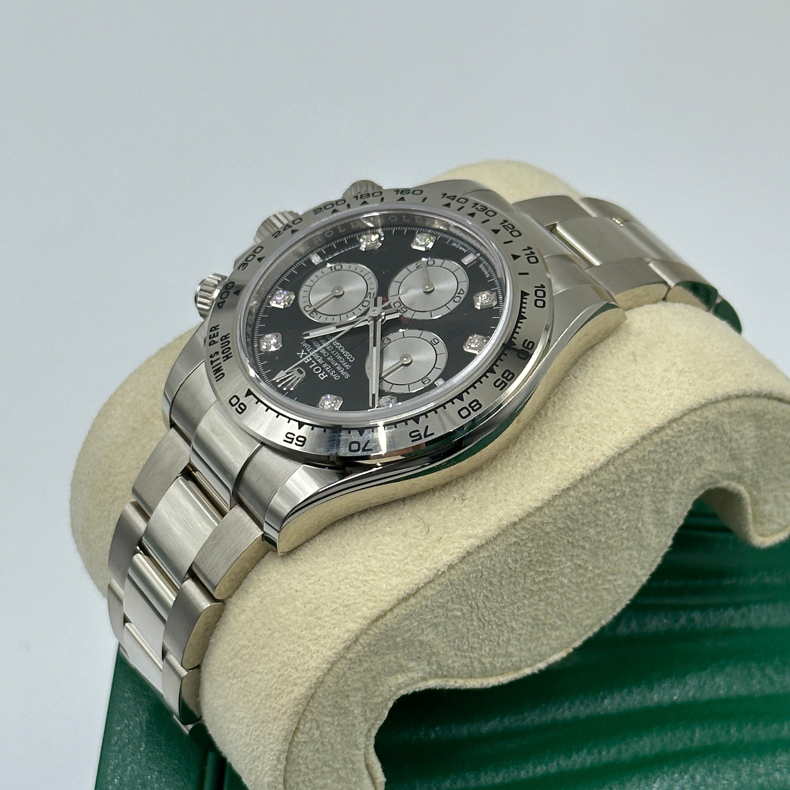 Rolex Cosmograph Daytona 126509 Helles Schwarz und Stahl mit Diamanten besetzt