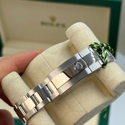 Rolex Sky-Dweller 336394 Green Oyster