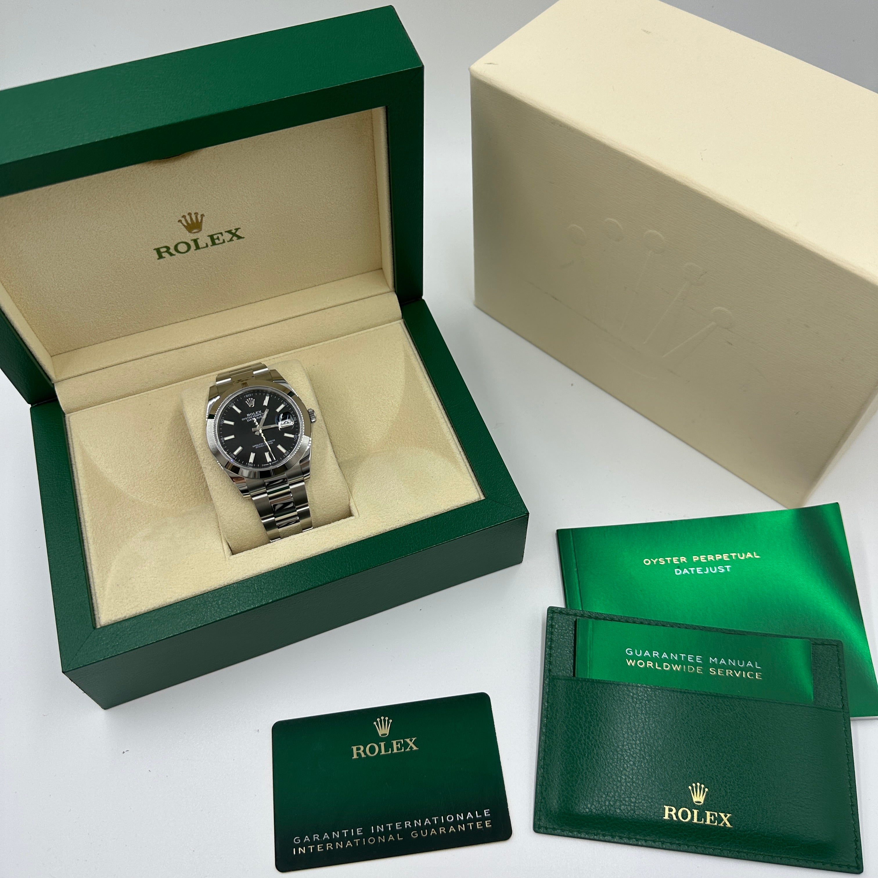 Rolex Datejust 41 126300 Schwarzer Index Oyster 2025