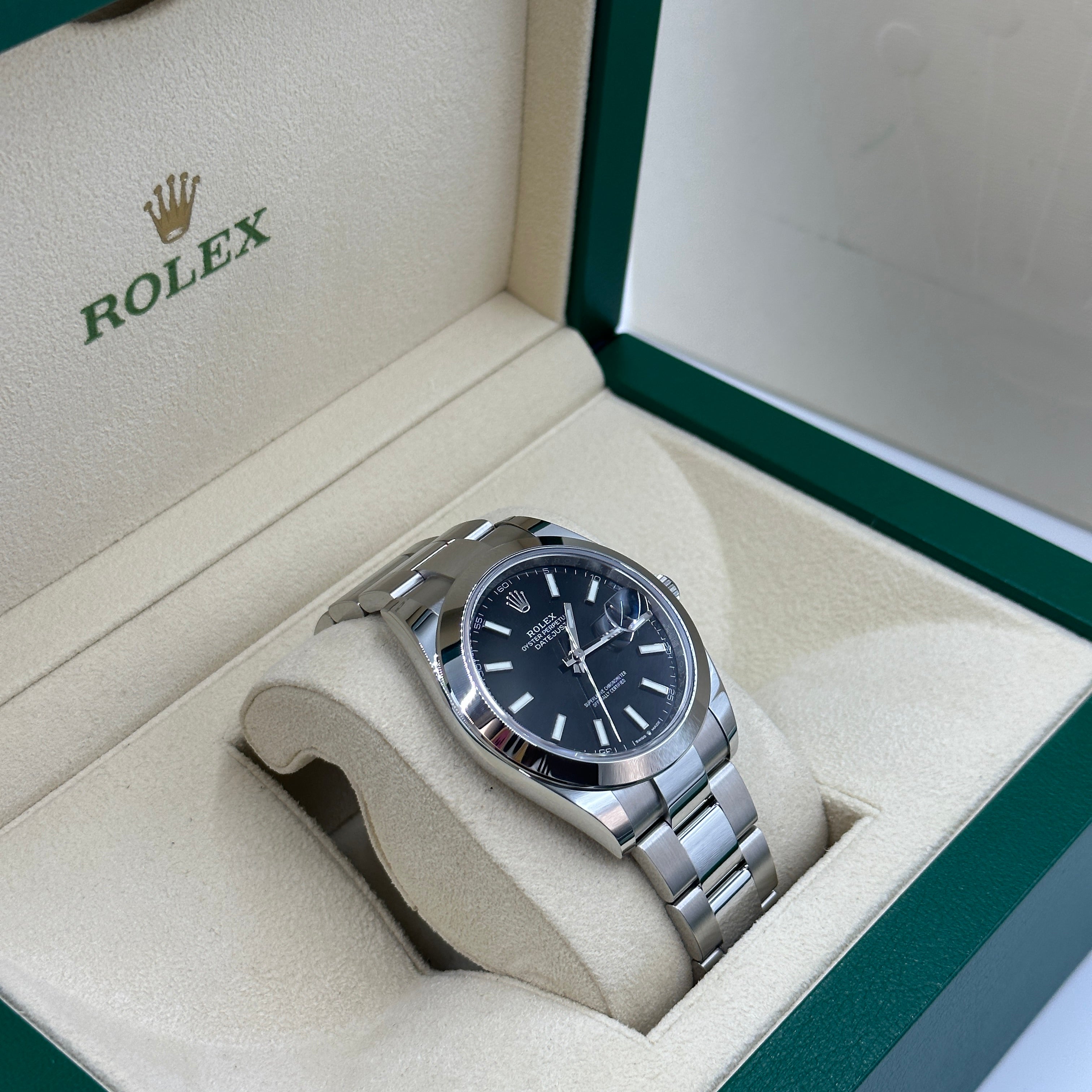 Rolex Datejust 41 126300 Schwarzer Index Oyster 2025