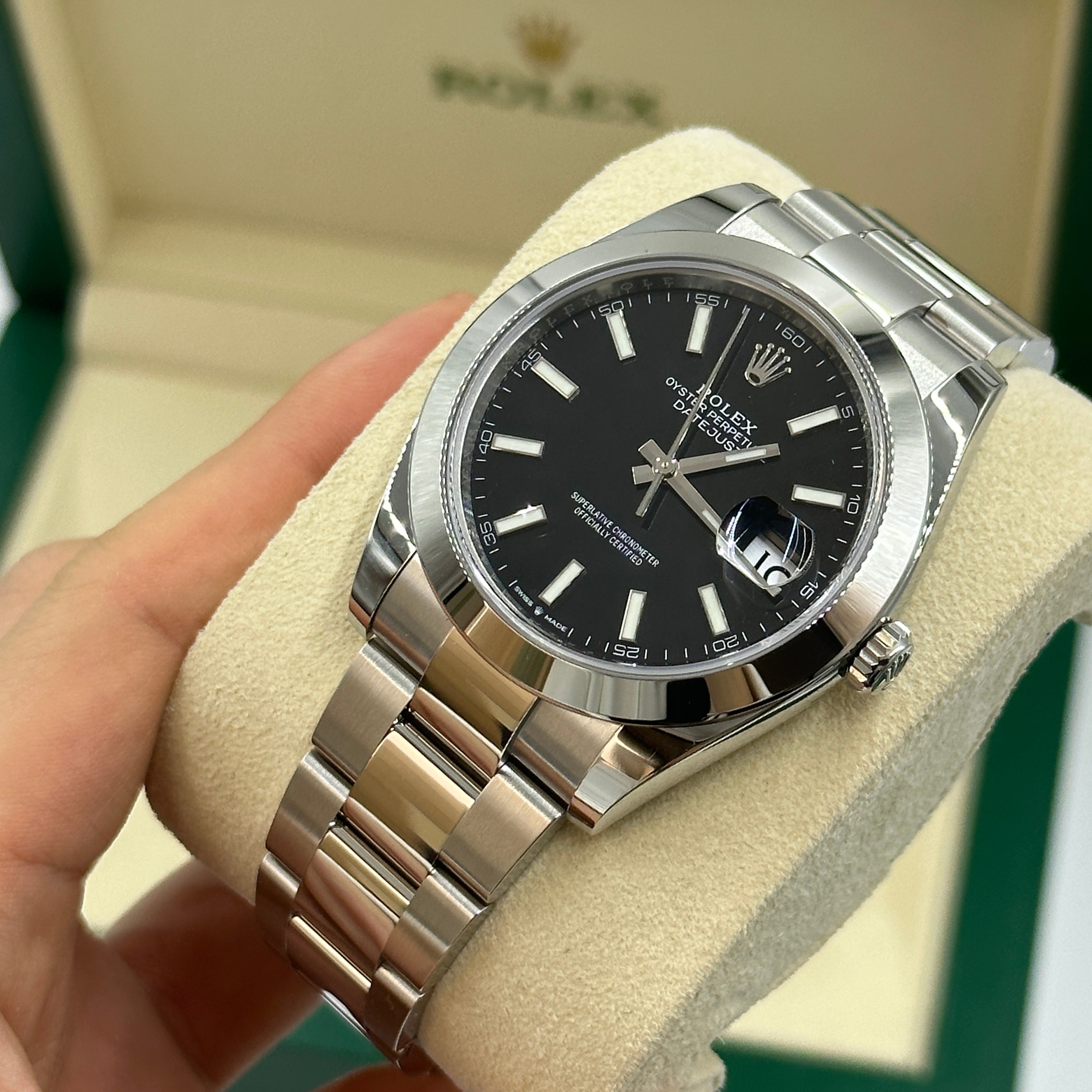 Rolex Datejust 41 126300 Schwarzer Index Oyster 2025