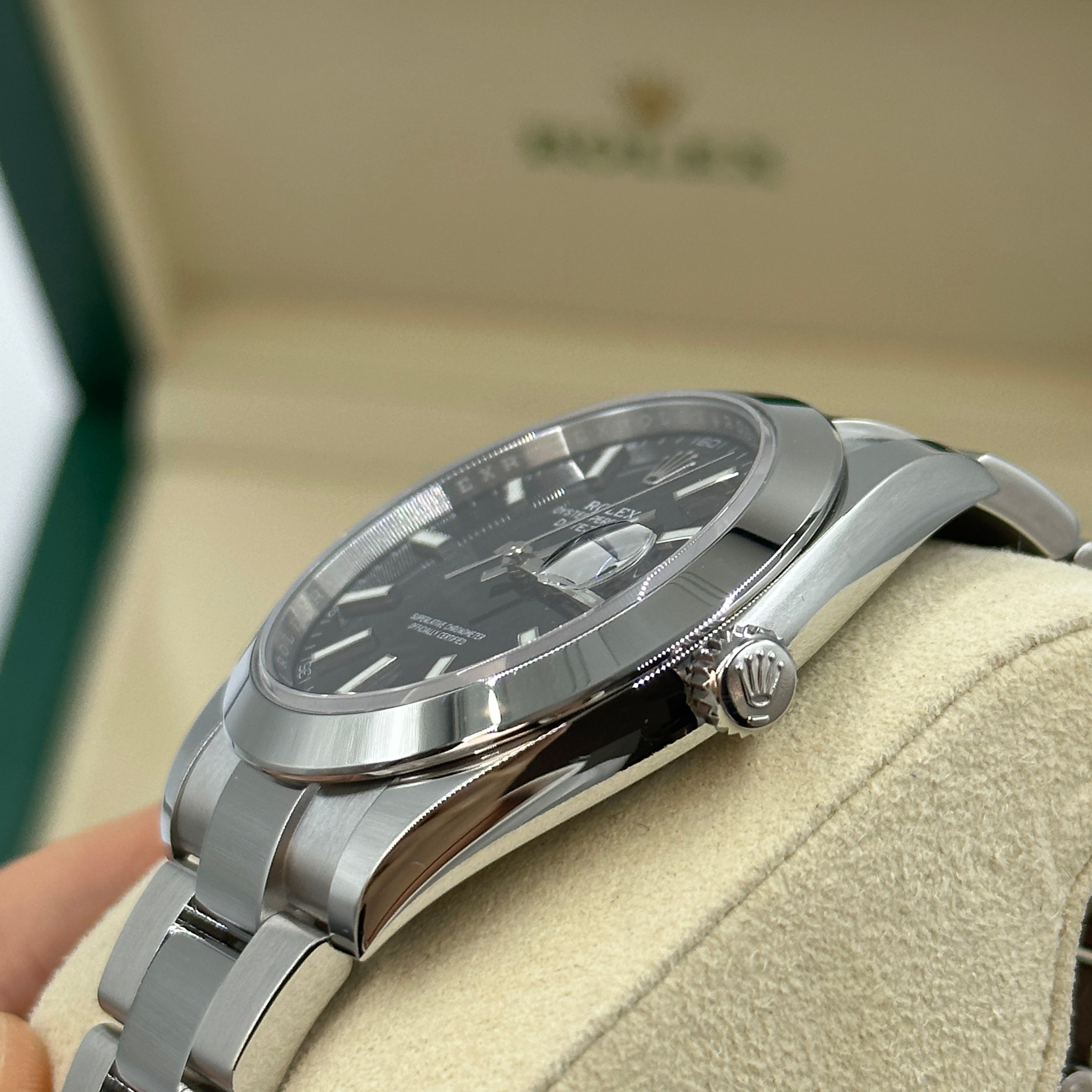 Rolex Datejust 41 126300 Schwarzer Index Oyster 2025