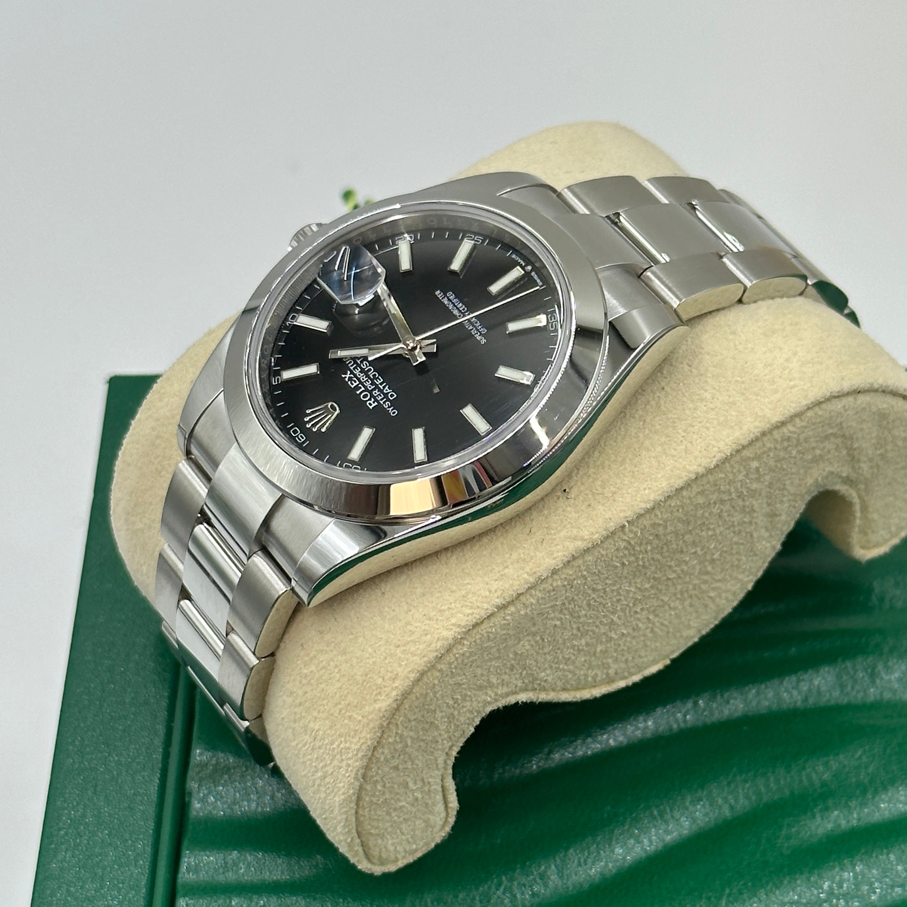 Rolex Datejust 41 126300 Schwarzer Index Oyster 2025