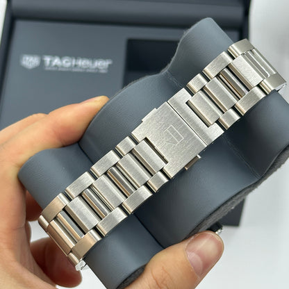 Tag Heuer Carrera Chronograph Twin-Time 45mm CBG2A1Z.BA0658 2024