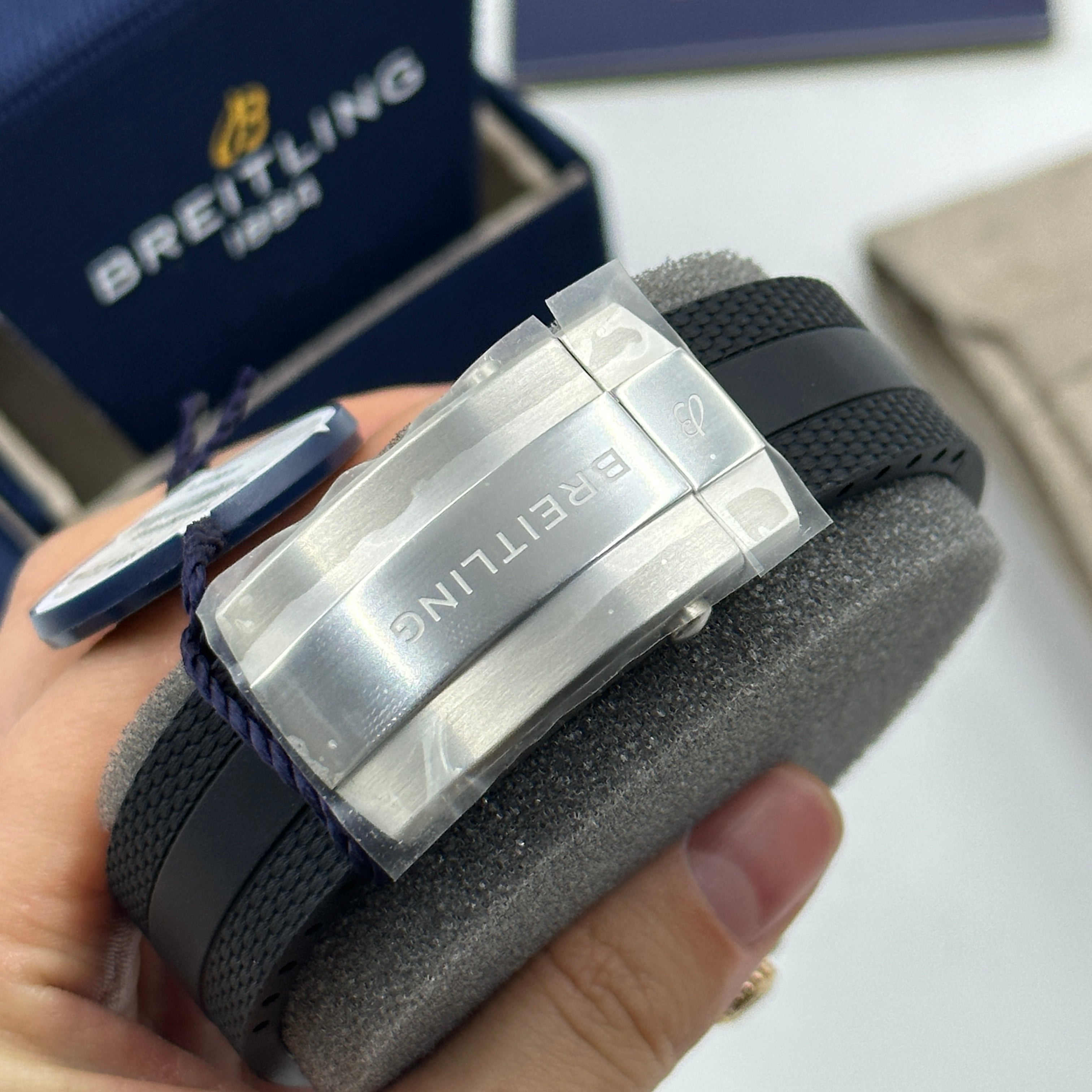 Breitling Superocean Automatic 42  U17375211B1S1