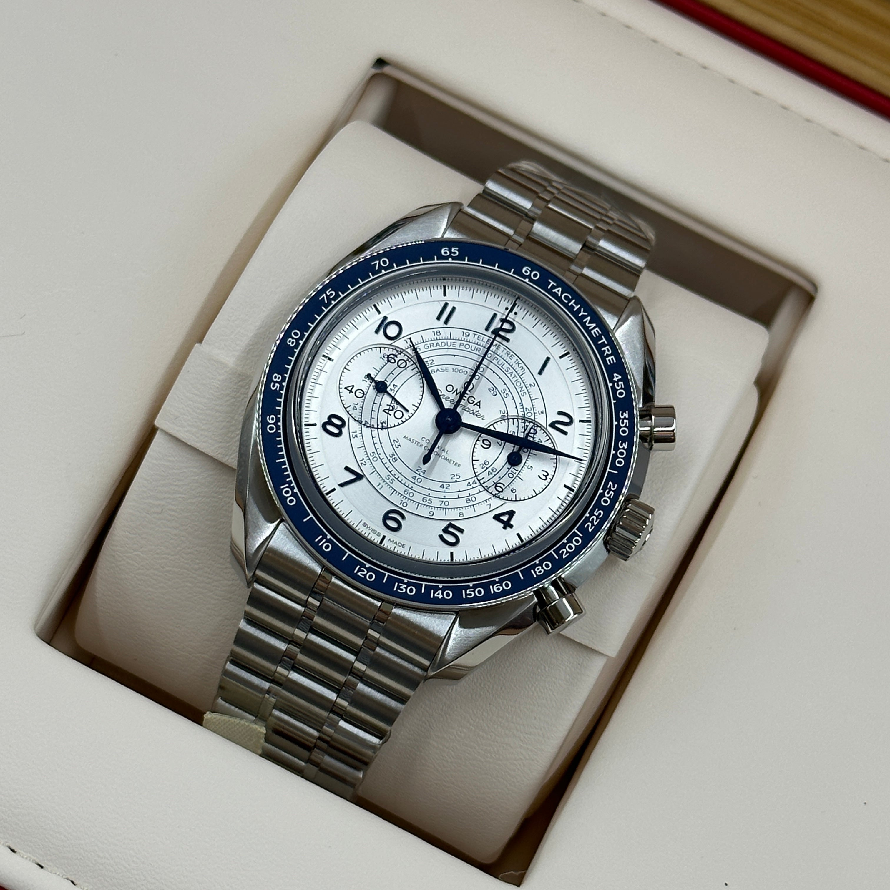 Omega Chronoscope 329.30.43.51.02.001 2026