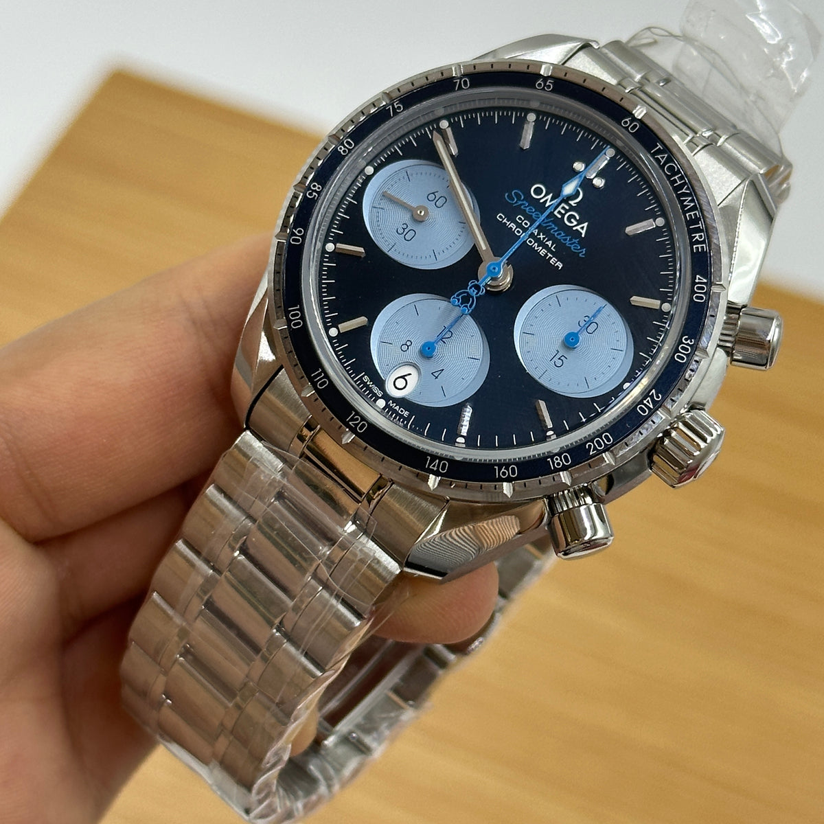 Speedmaster 38 Orbis Edition - 324.30.38.50.03.002