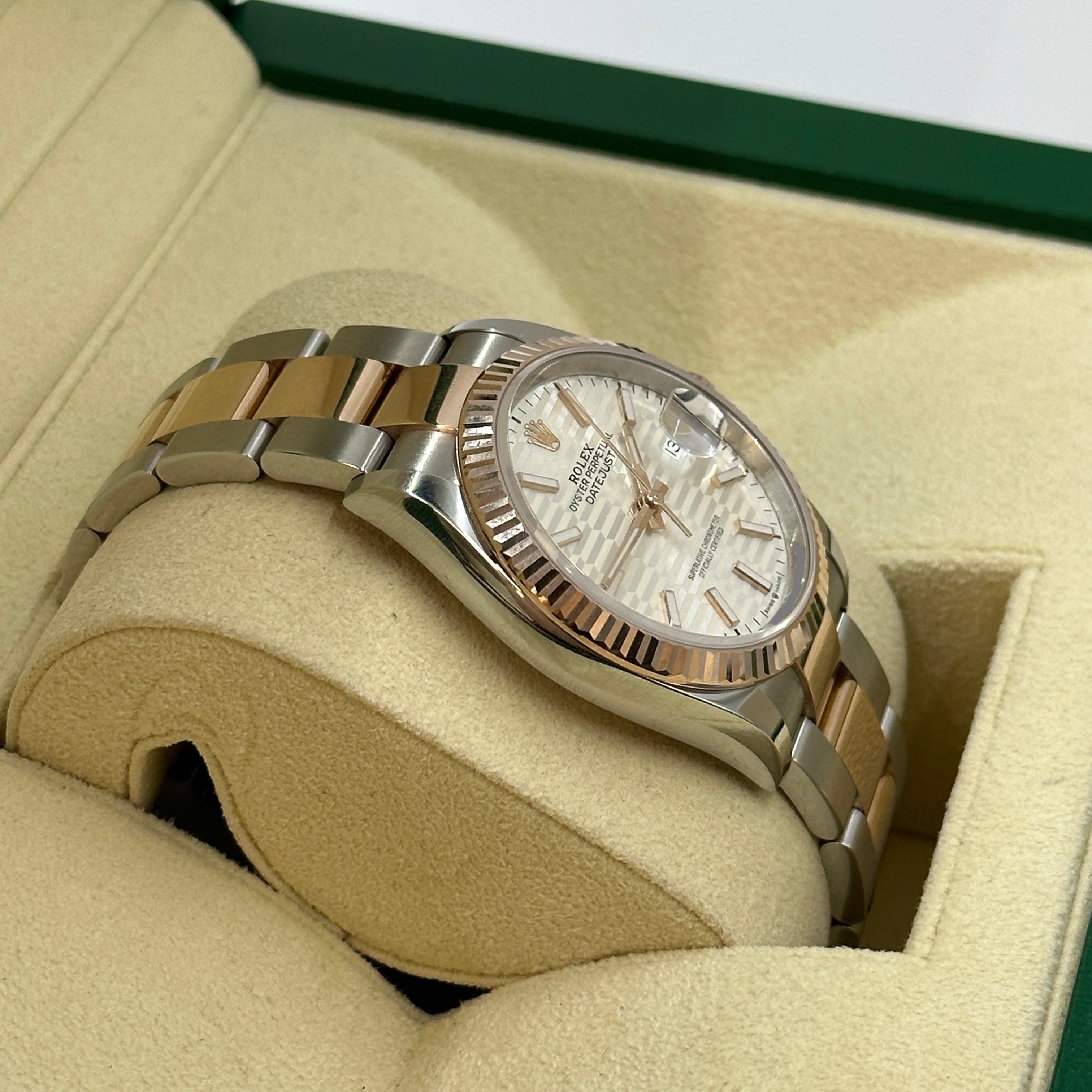 Rolex Datejust 36 126231 Silber Index geriffelte Oyster 2024