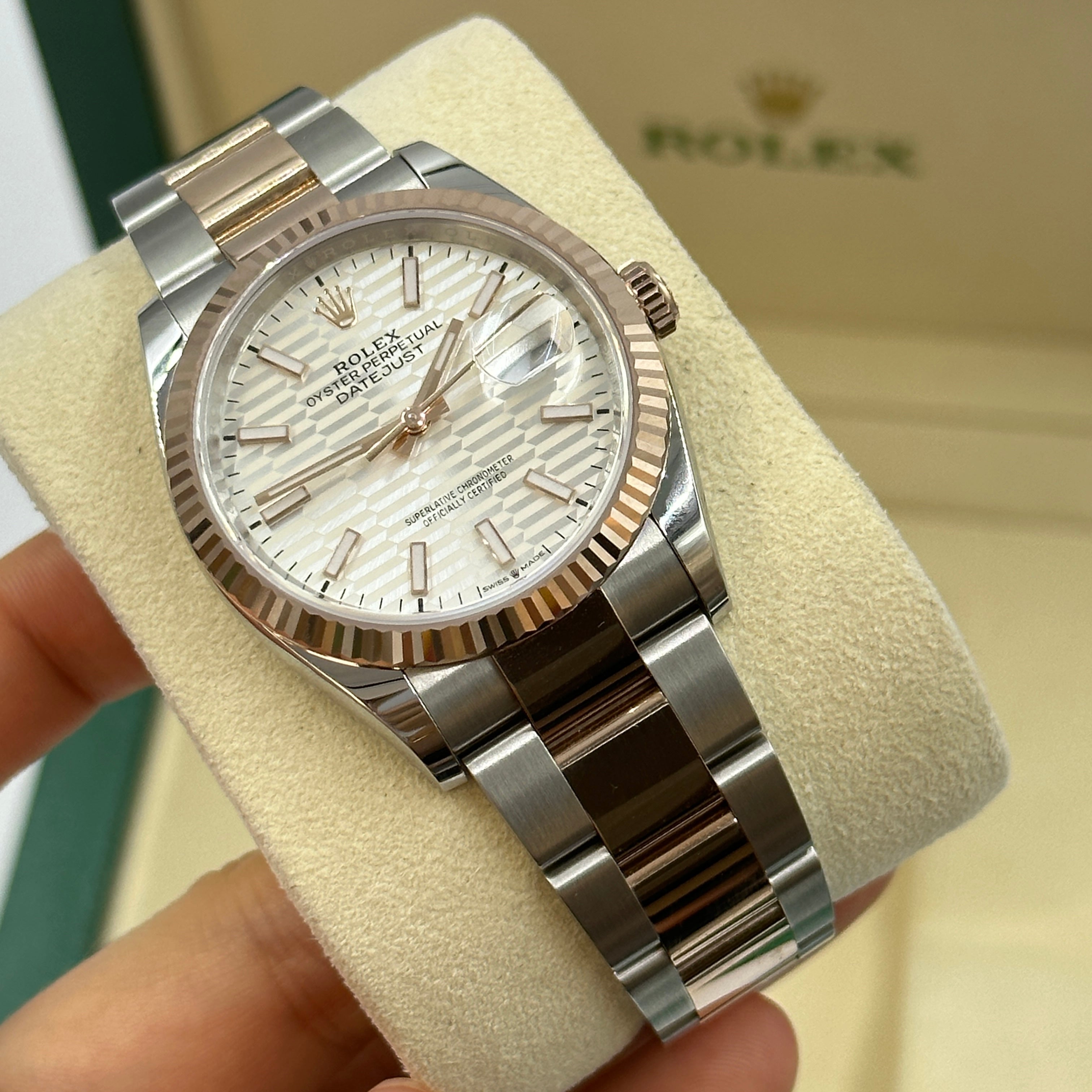 Rolex Datejust 36 126231 Silber Index geriffelte Oyster 2024