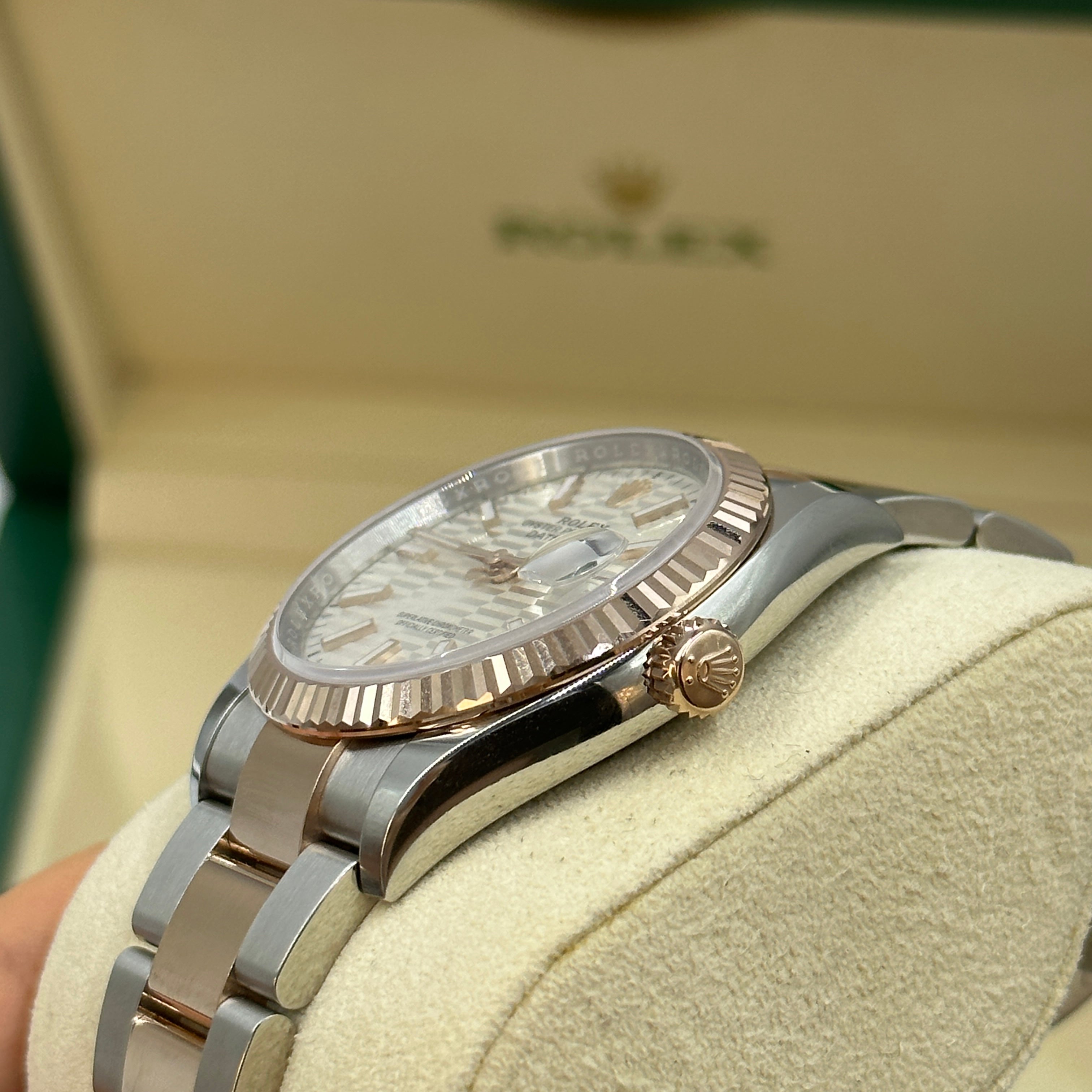 Rolex Datejust 36 126231 Silber Index geriffelte Oyster 2024
