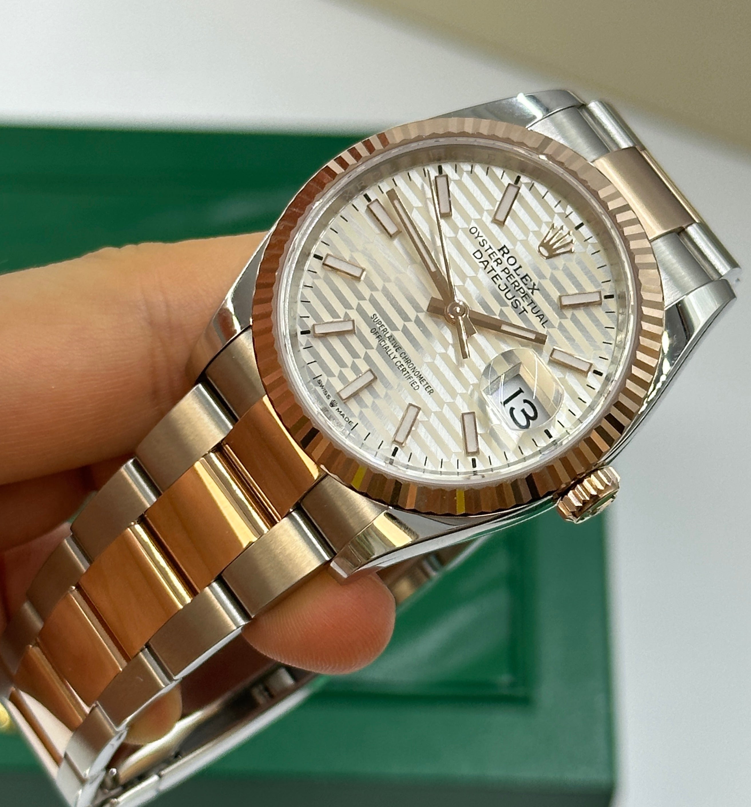 Rolex Datejust 36 126231 Silber Index geriffelte Oyster 2024