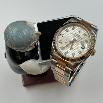 Rolex Datejust 36 126231G Silber geriffelte Oyster 2024