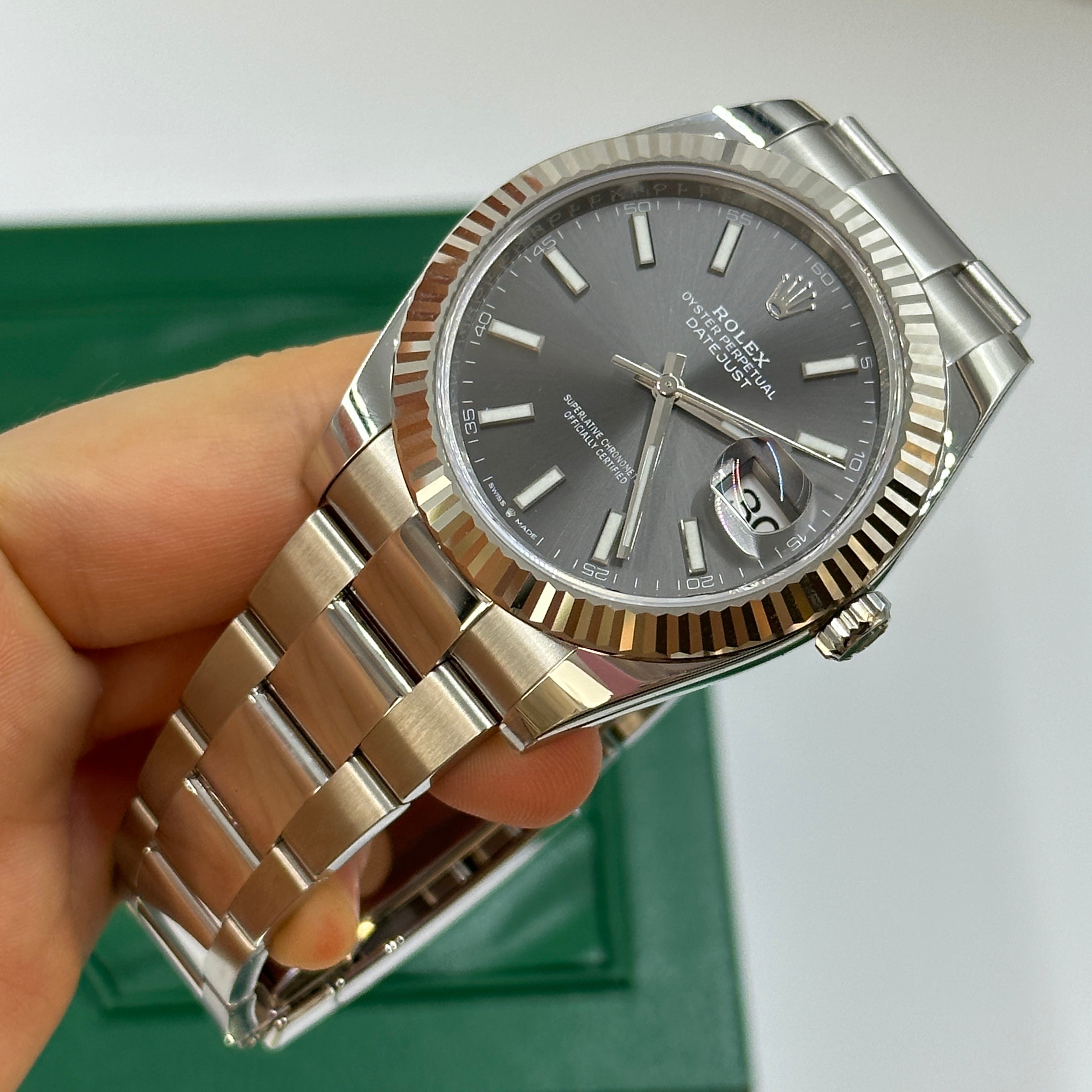 Rolex Datejust 41 126334 Grau Index Oyster 2025