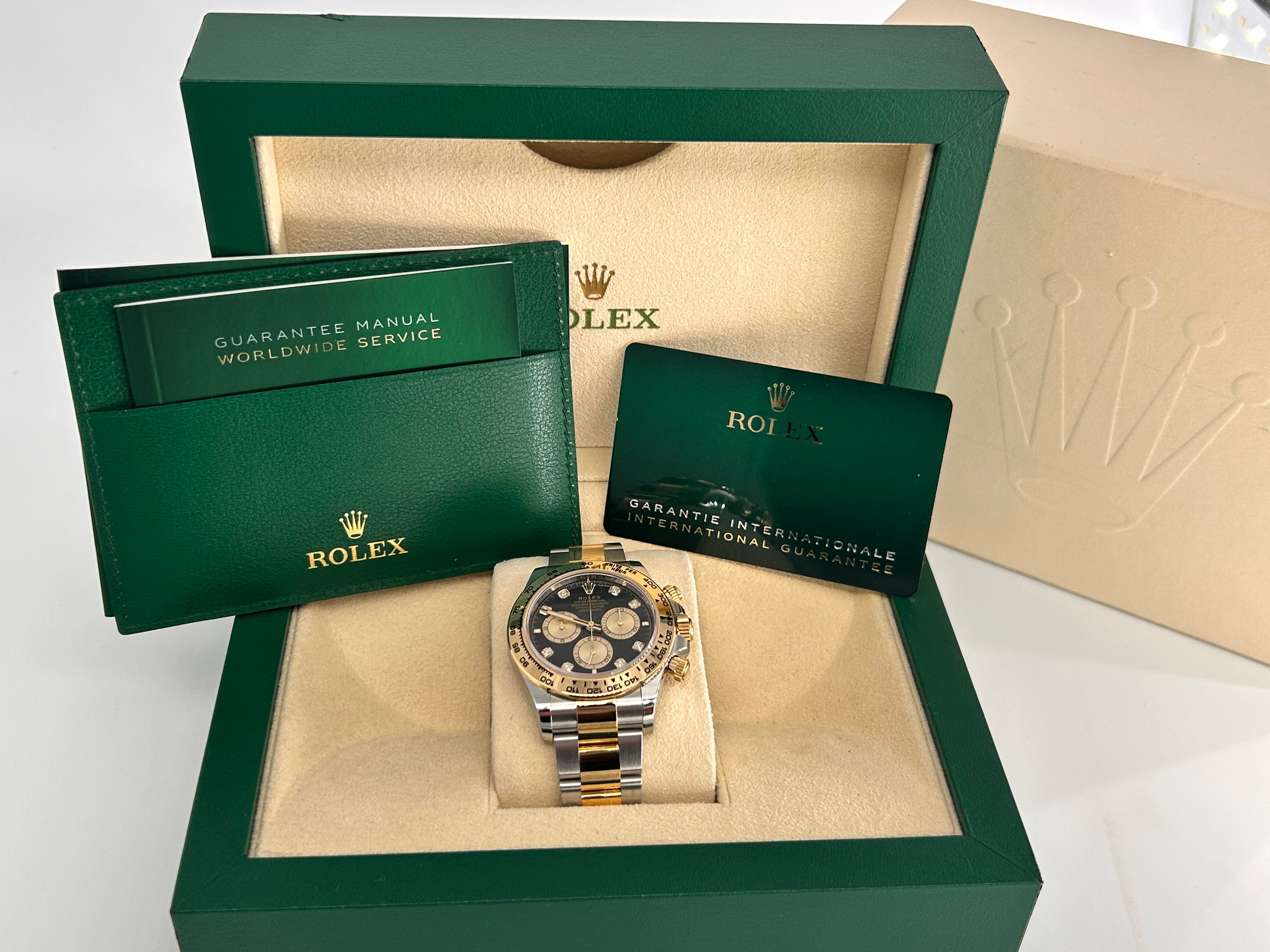 Rolex Cosmograph Daytona 126503 Leuchtend schwarz und golden mit Diamanten besetzt