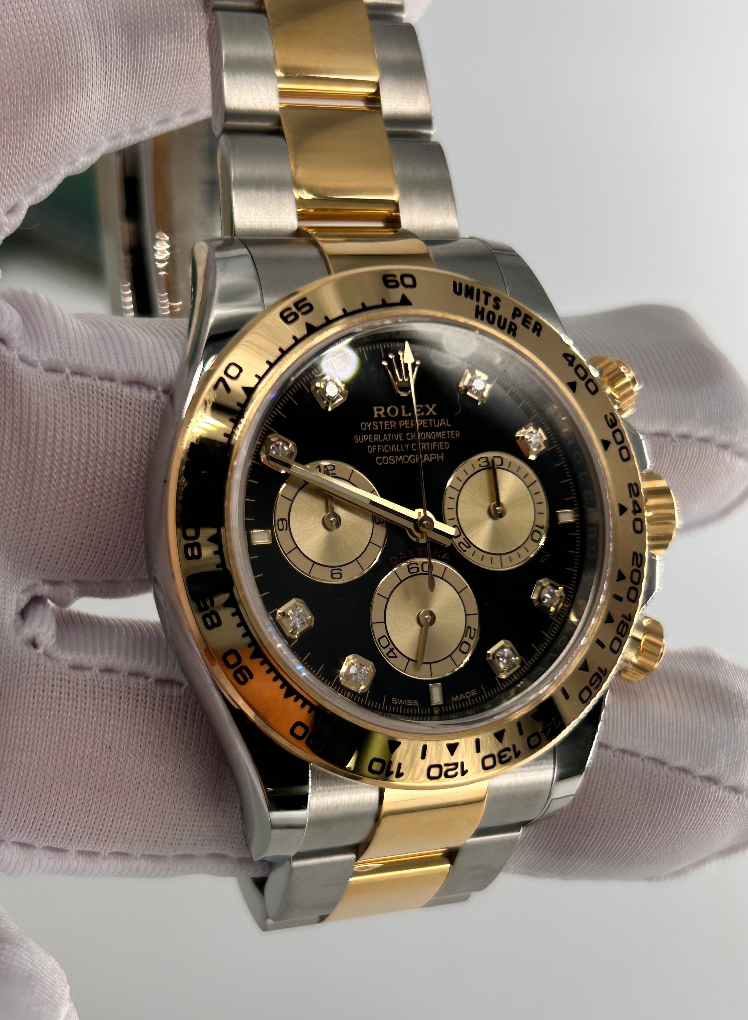 Rolex Cosmograph Daytona 126503 Leuchtend schwarz und golden mit Diamanten besetzt