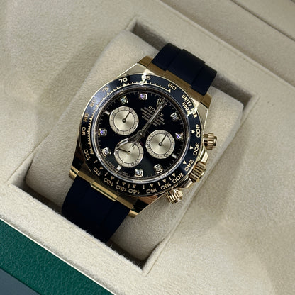 Rolex Cosmograph Daytona 126518 Leuchtend schwarz und golden mit Diamanten besetzt
