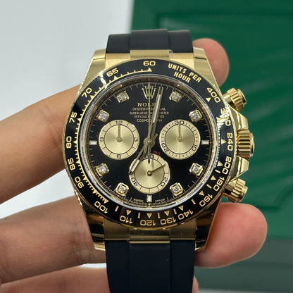 Rolex Cosmograph Daytona 126518 Leuchtend schwarz und golden mit Diamanten besetzt
