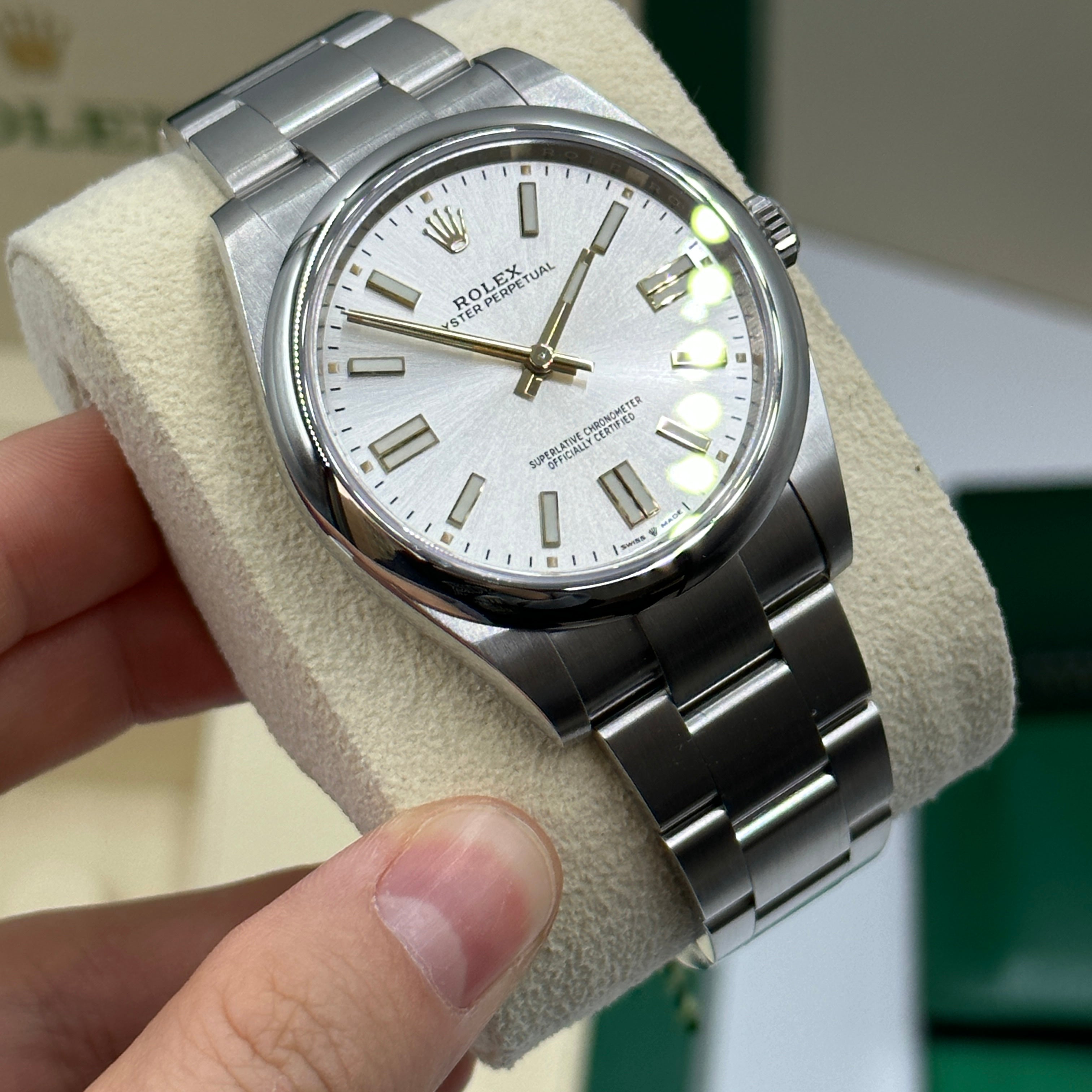 Rolex Oyster Perpetual 41 124300 Silber 2025