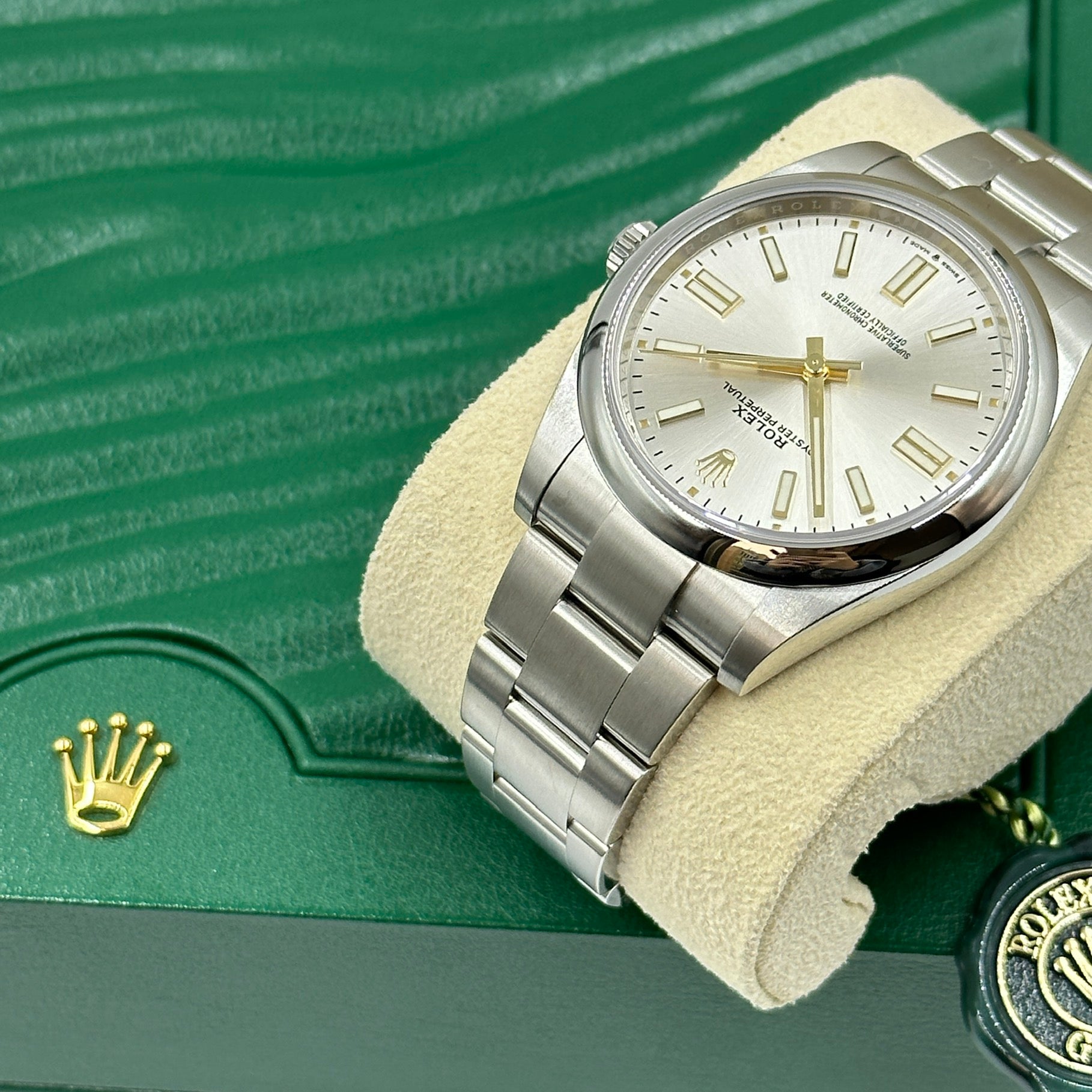 Rolex Oyster Perpetual 41 124300 Silber 2025