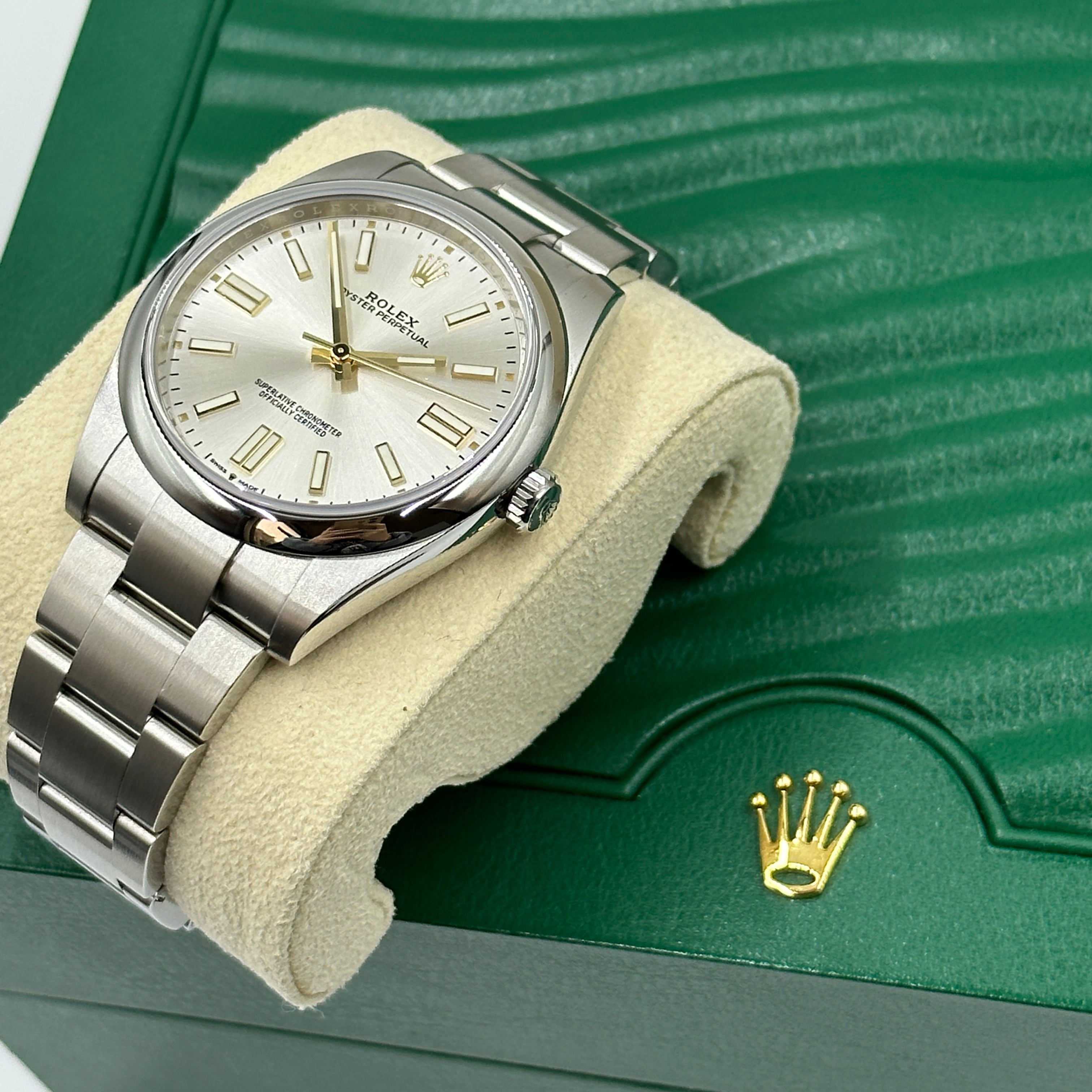 Rolex Oyster Perpetual 41 124300 Silber 2025