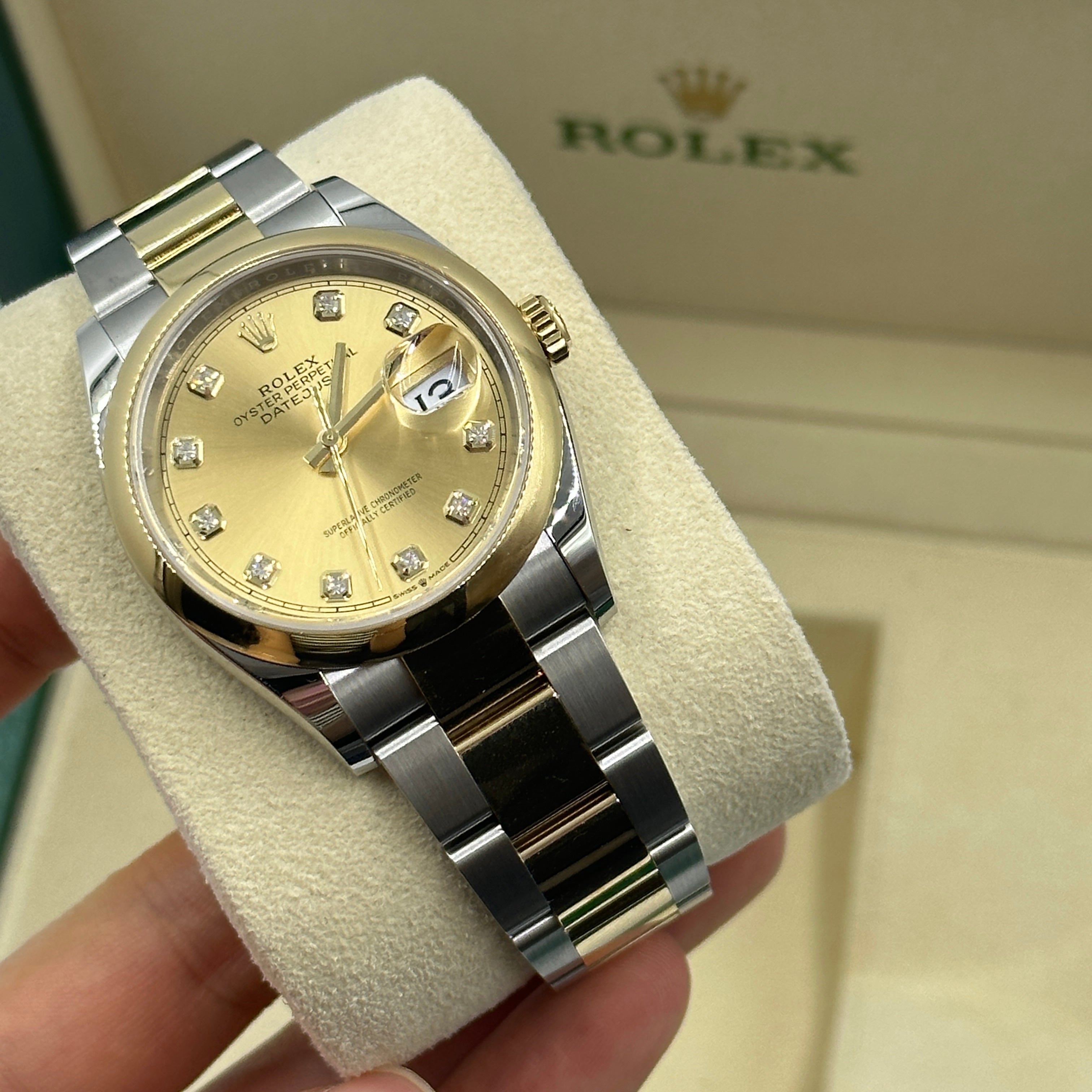 Rolex Datejust 36 126203G Champ Oyster 2024