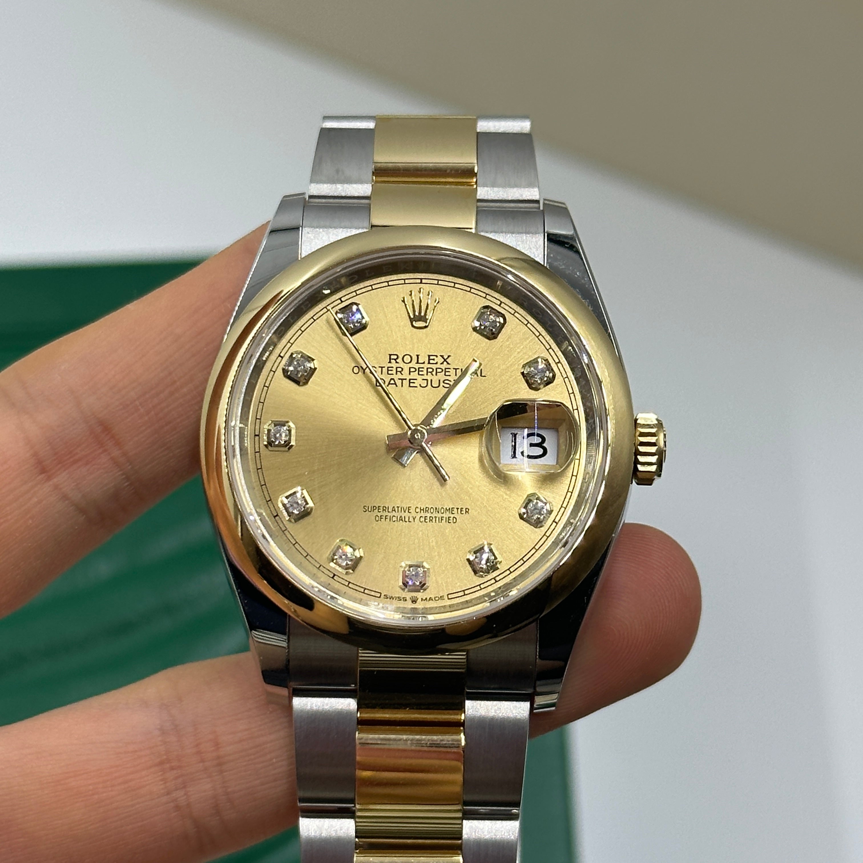 Rolex Datejust 36 126203G Champ Oyster 2024