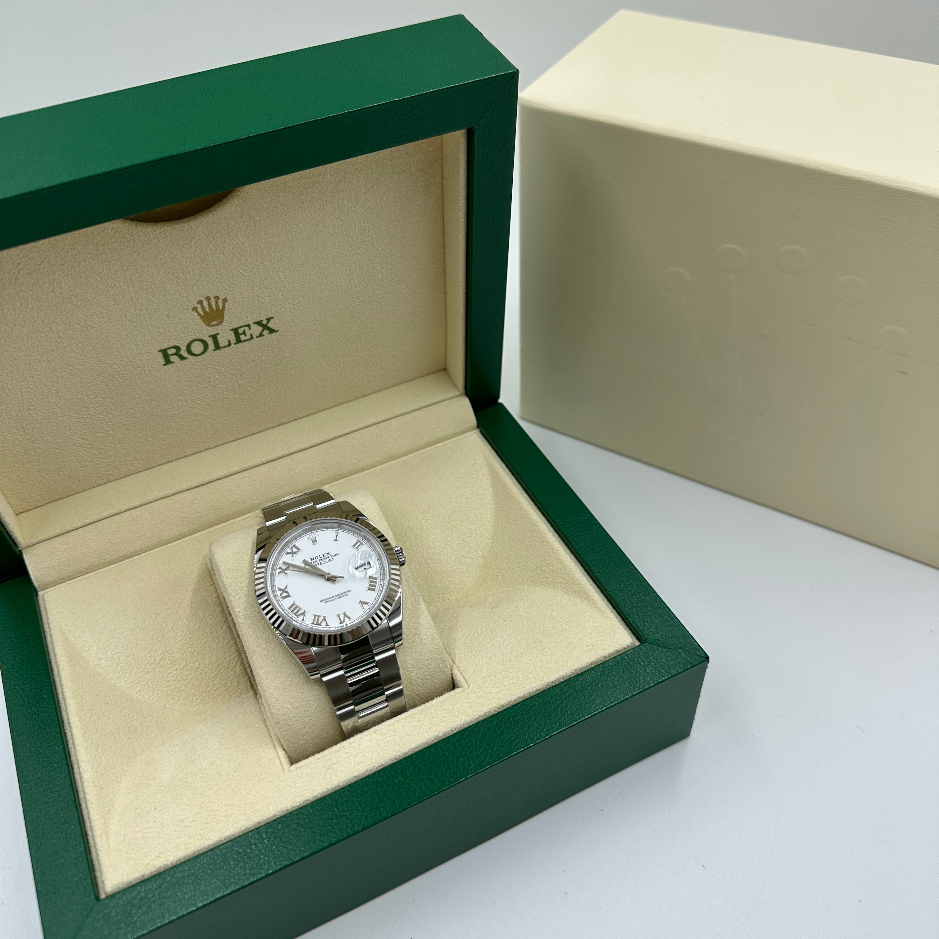 Rolex Datejust 41 126334 Weiße römische Auster 2025