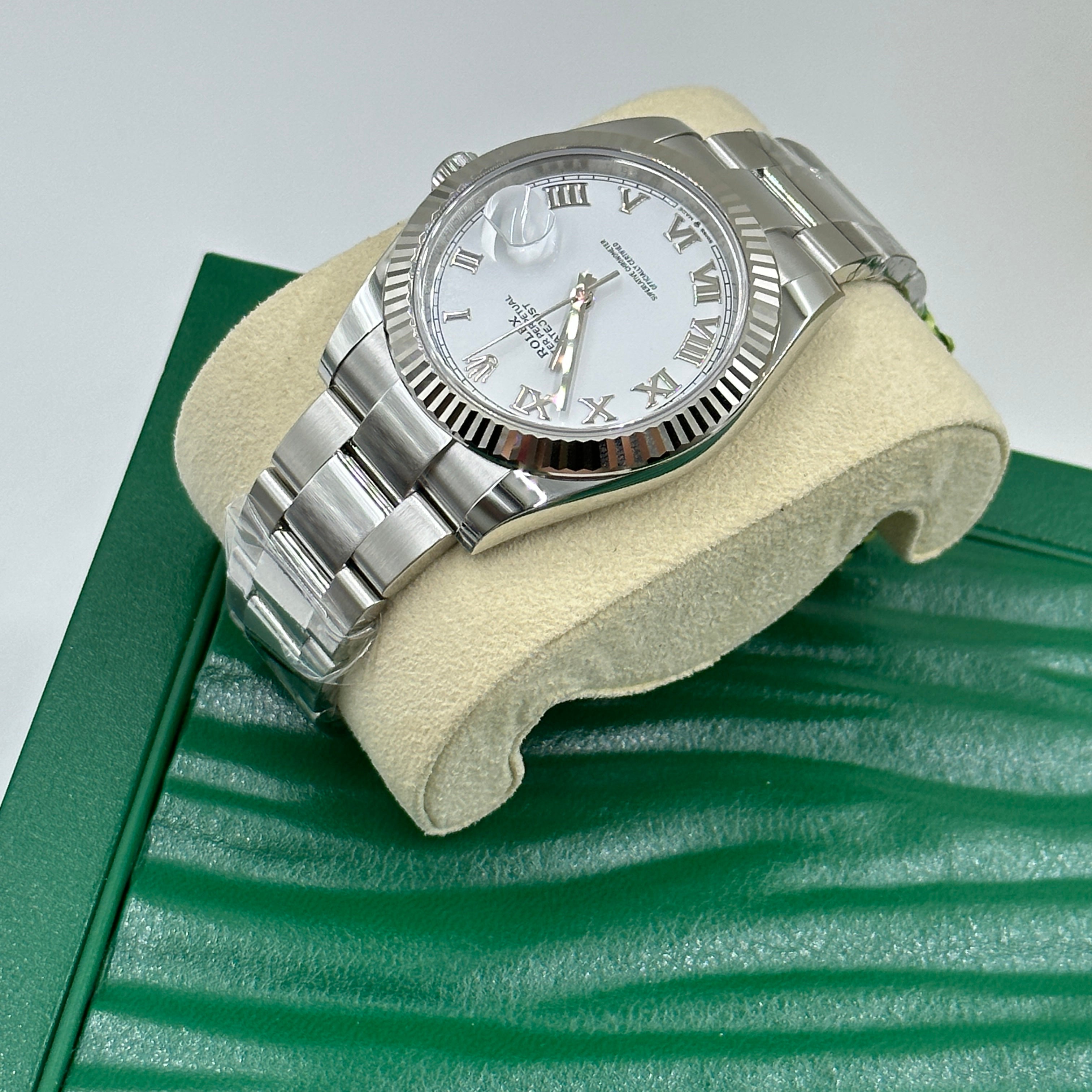 Rolex Datejust 41 126334 Weiße römische Auster 2025