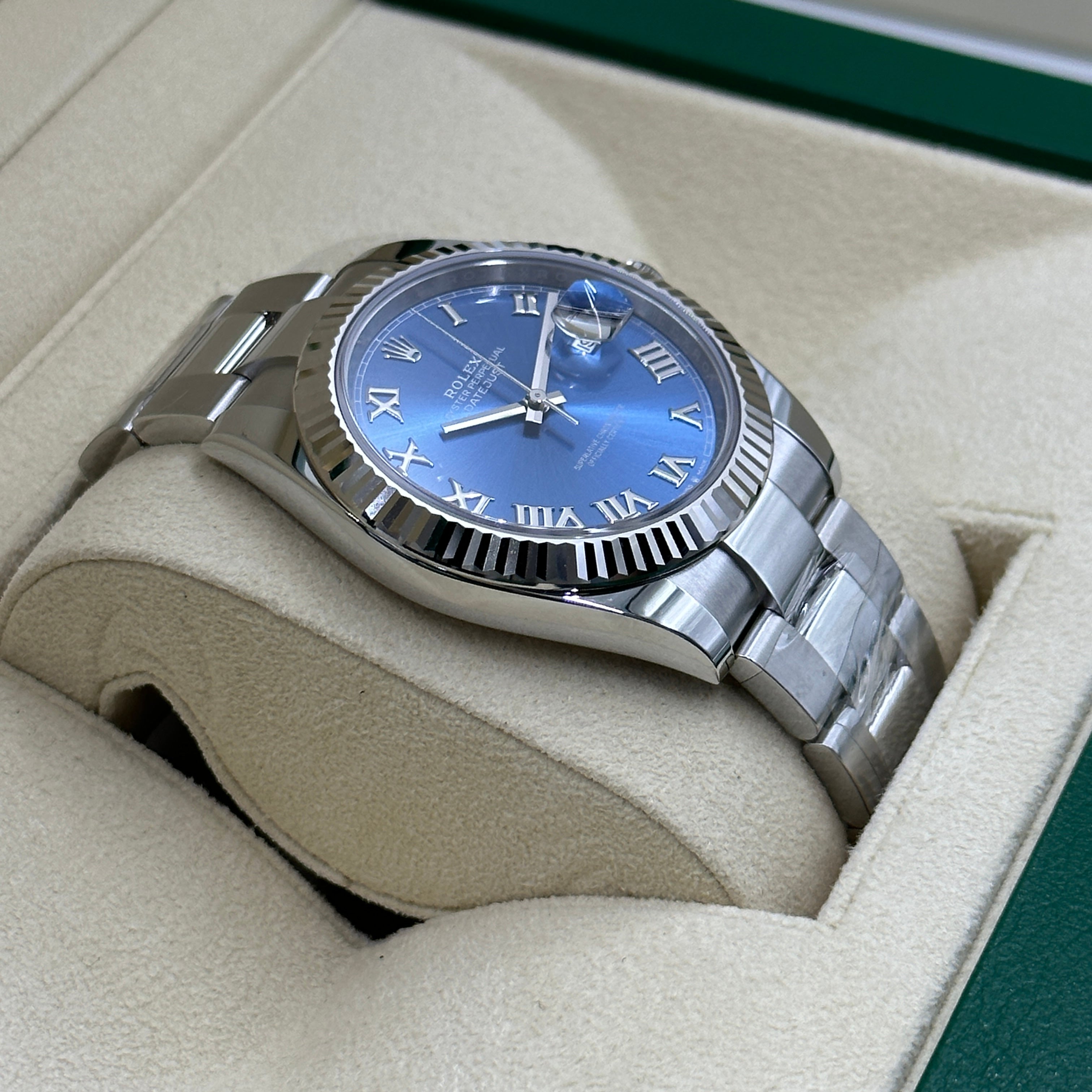 Rolex Datejust 41 126334 Blue Roman Oyster 2026