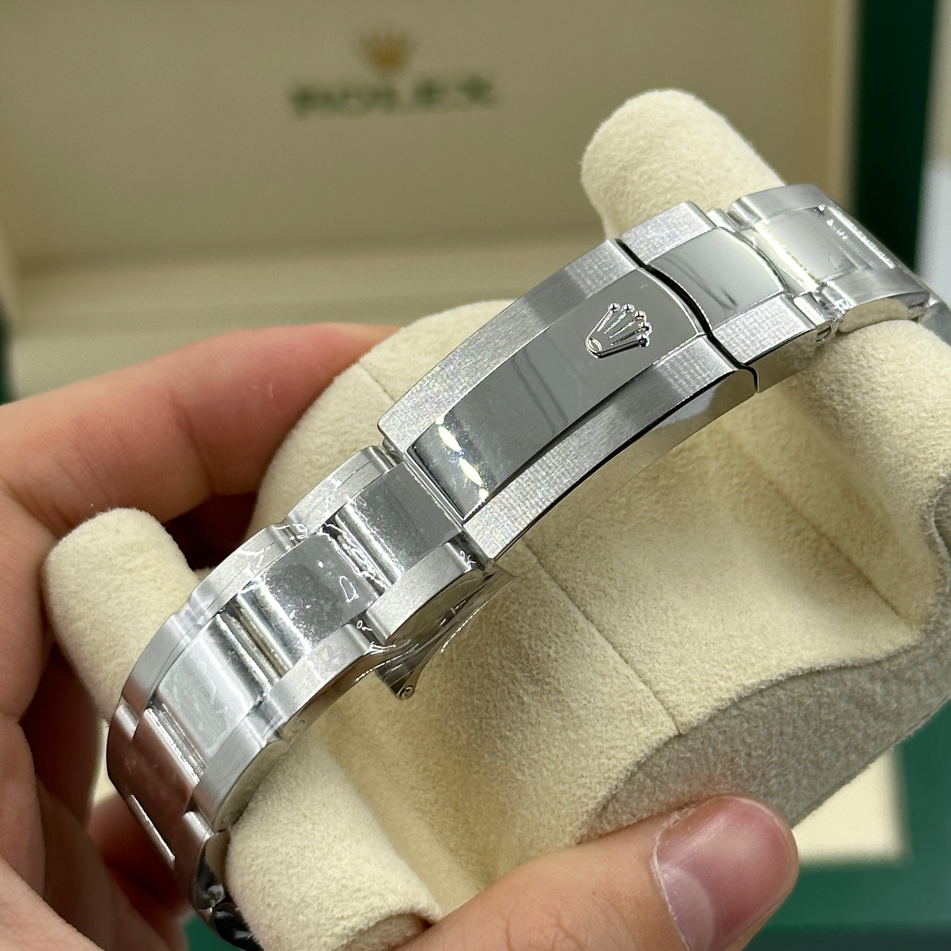 ROLEX Datejust 41MM 126334 BLAU RÖMISCHE OYS