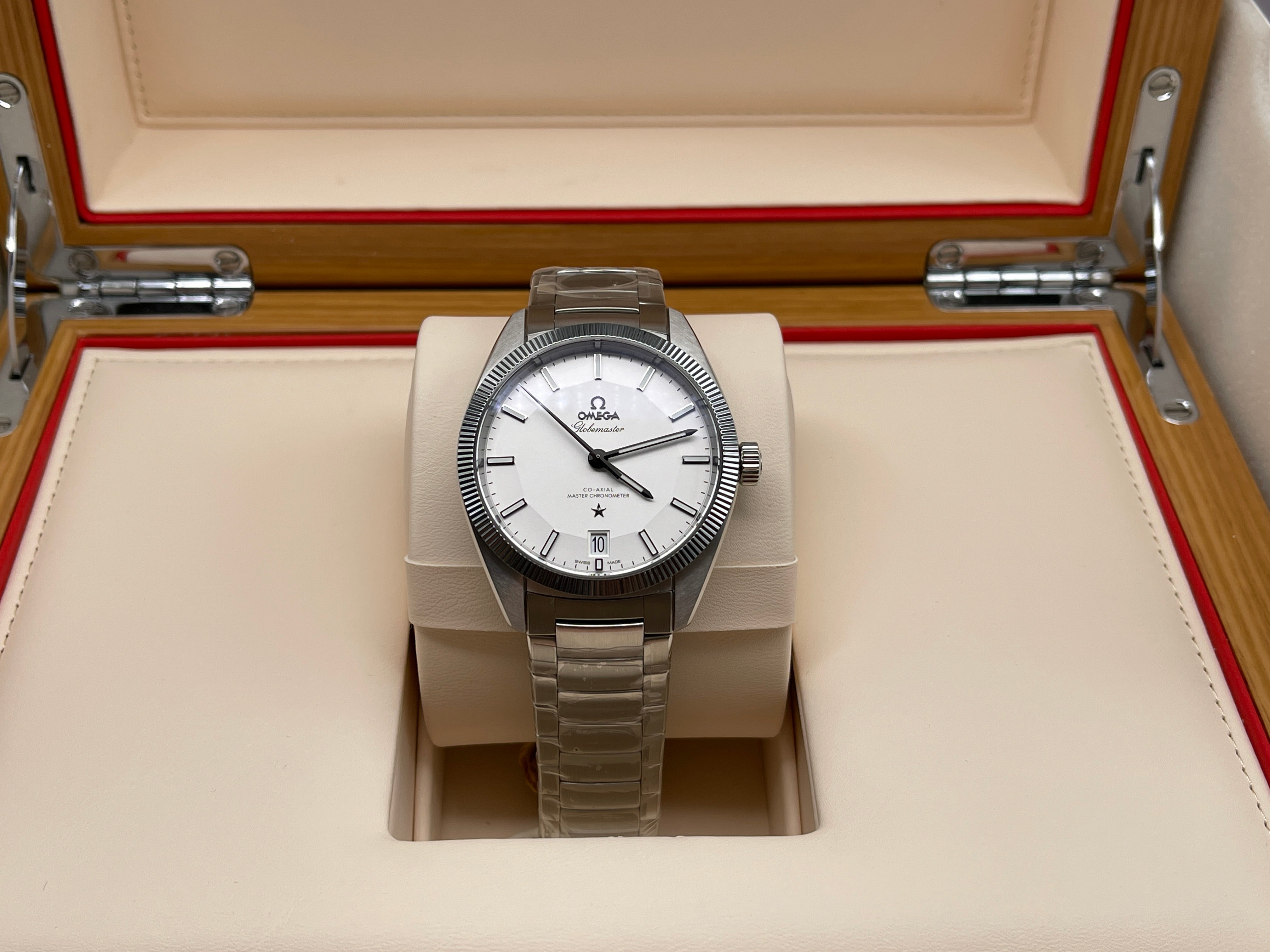 Omega Globemaster 130.30.39.21.02.001 2026
