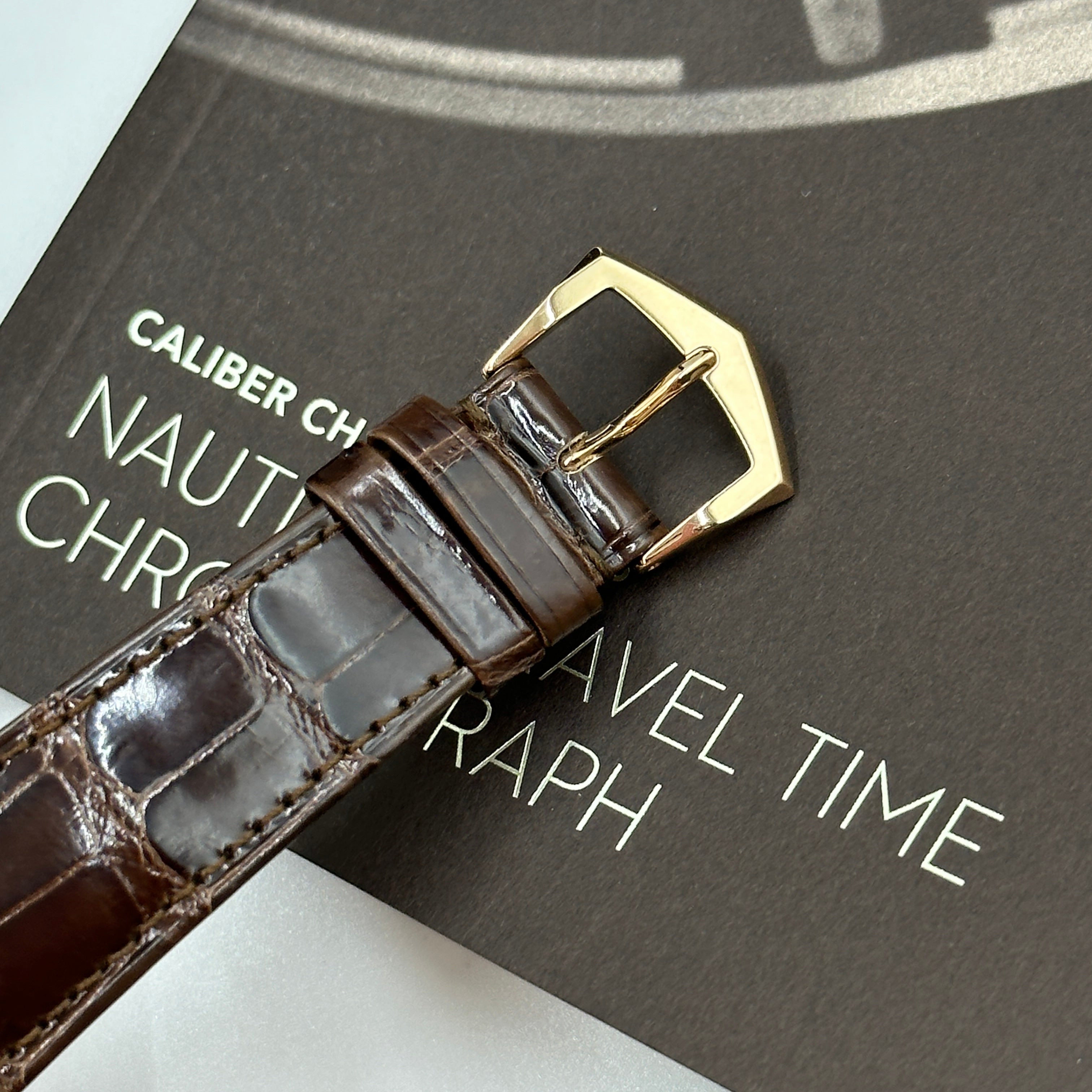 Patek Philippe Calatrava 6119R-001 Roségold 39 mm Clous-de-Paris