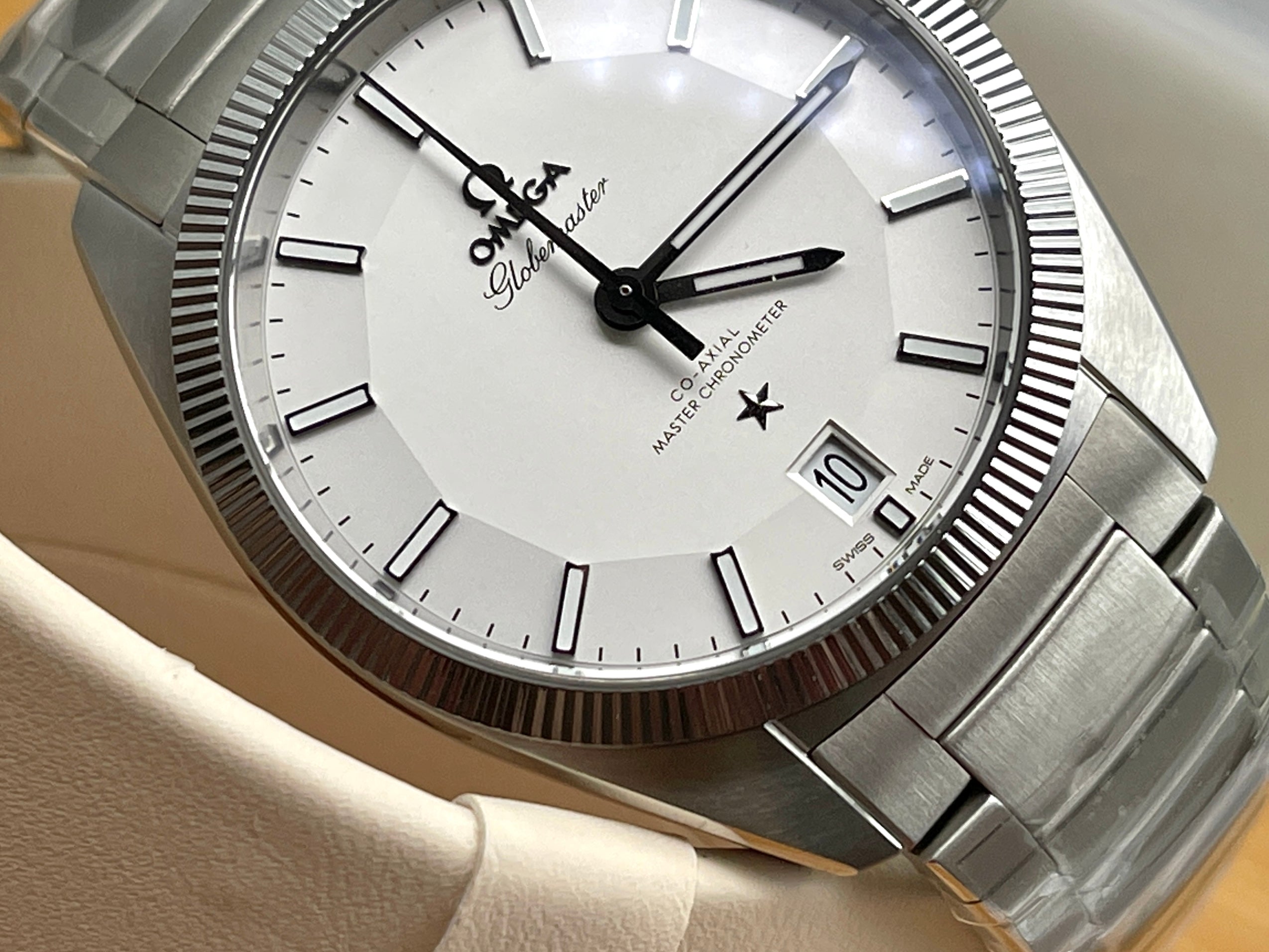 Omega Globemaster 130.30.39.21.02.001 2026