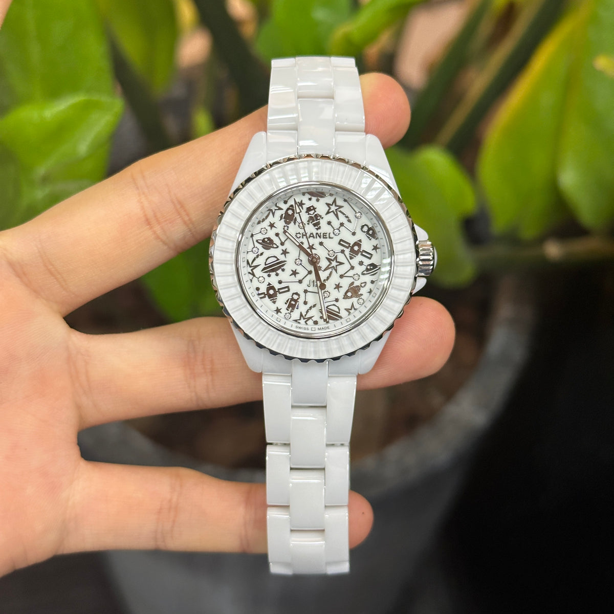 Chanel J12 H7990 2023